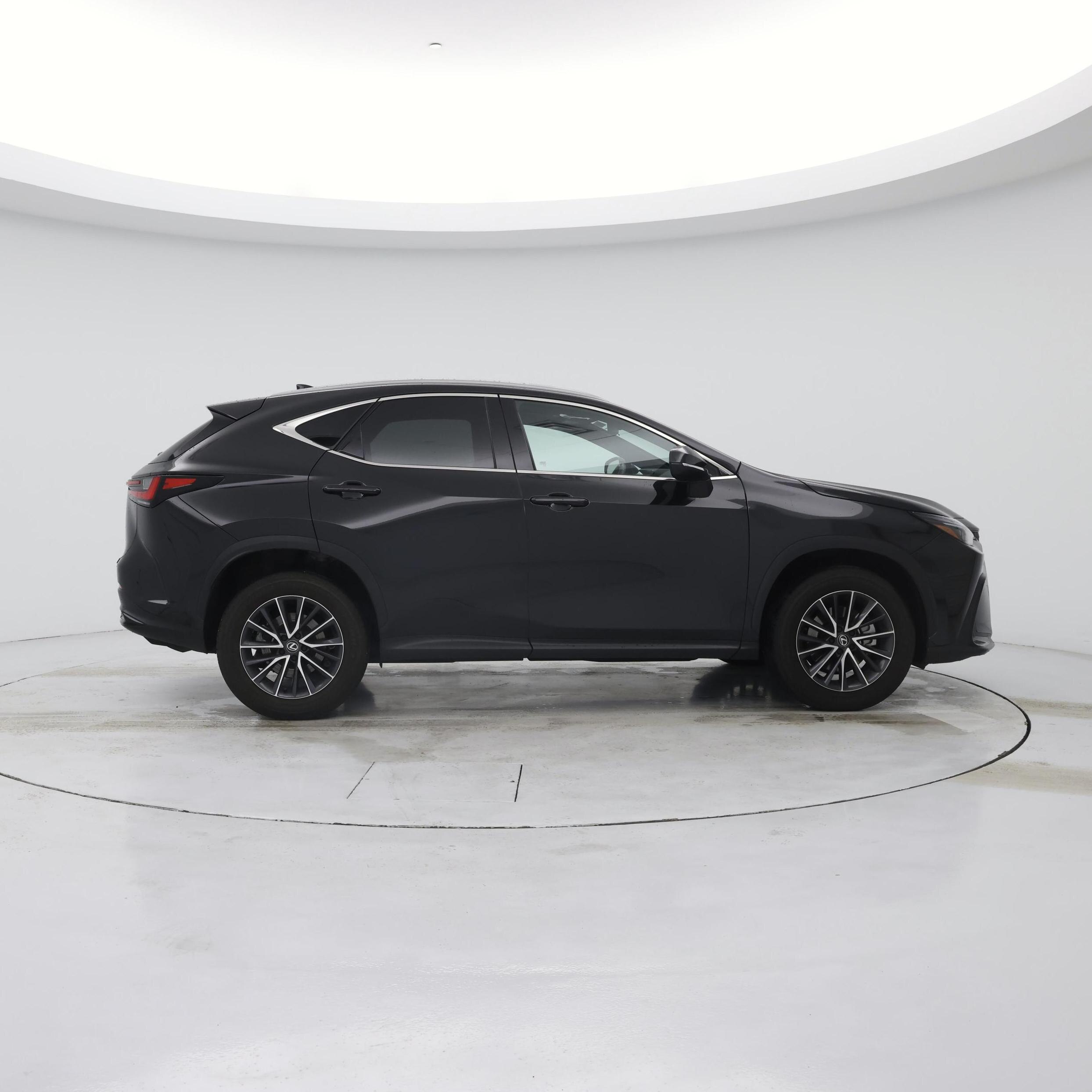 Thumbnail: 2024 Lexus NX - 7