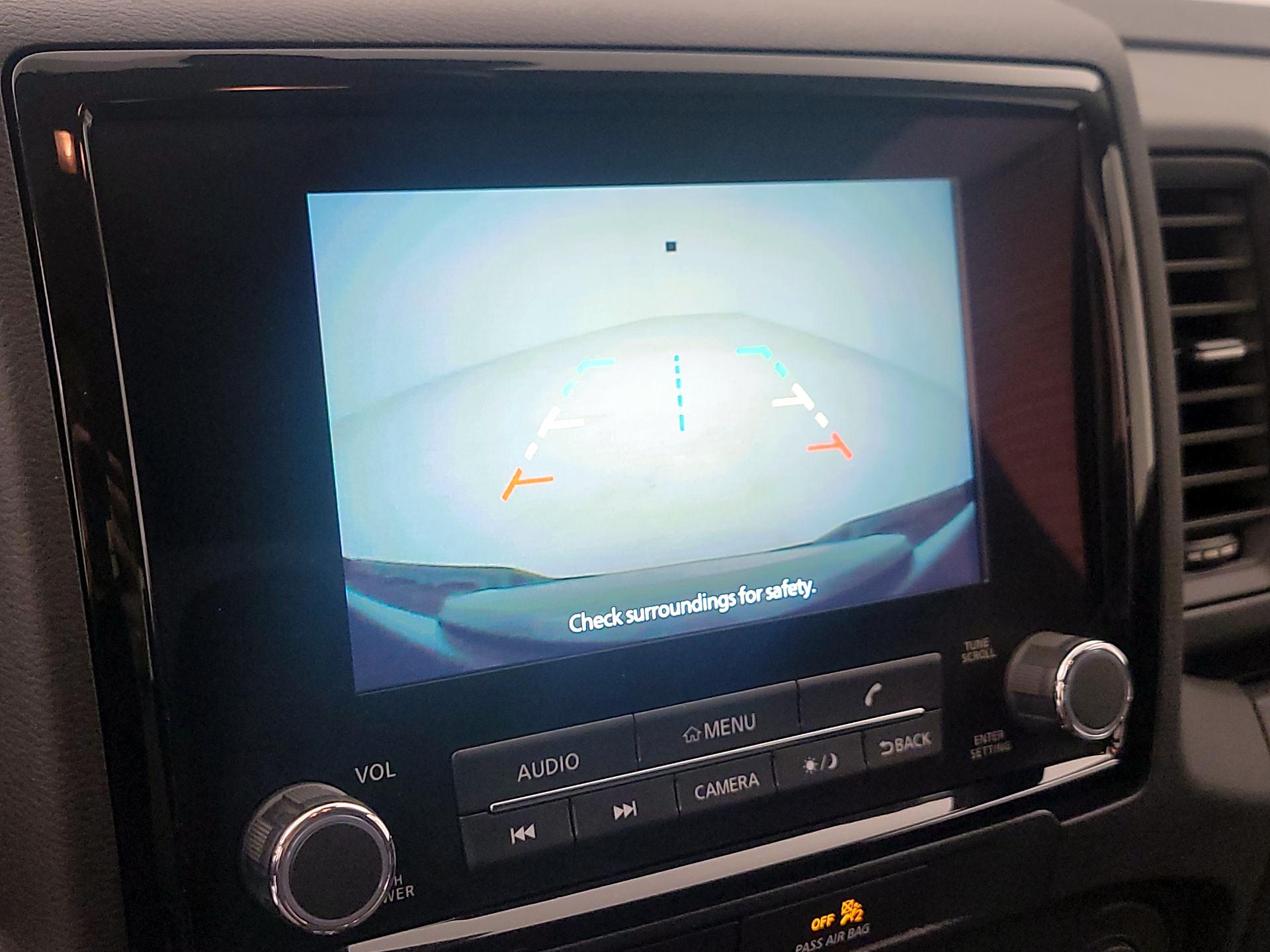 Thumbnail: 2022 Nissan Frontier - 14