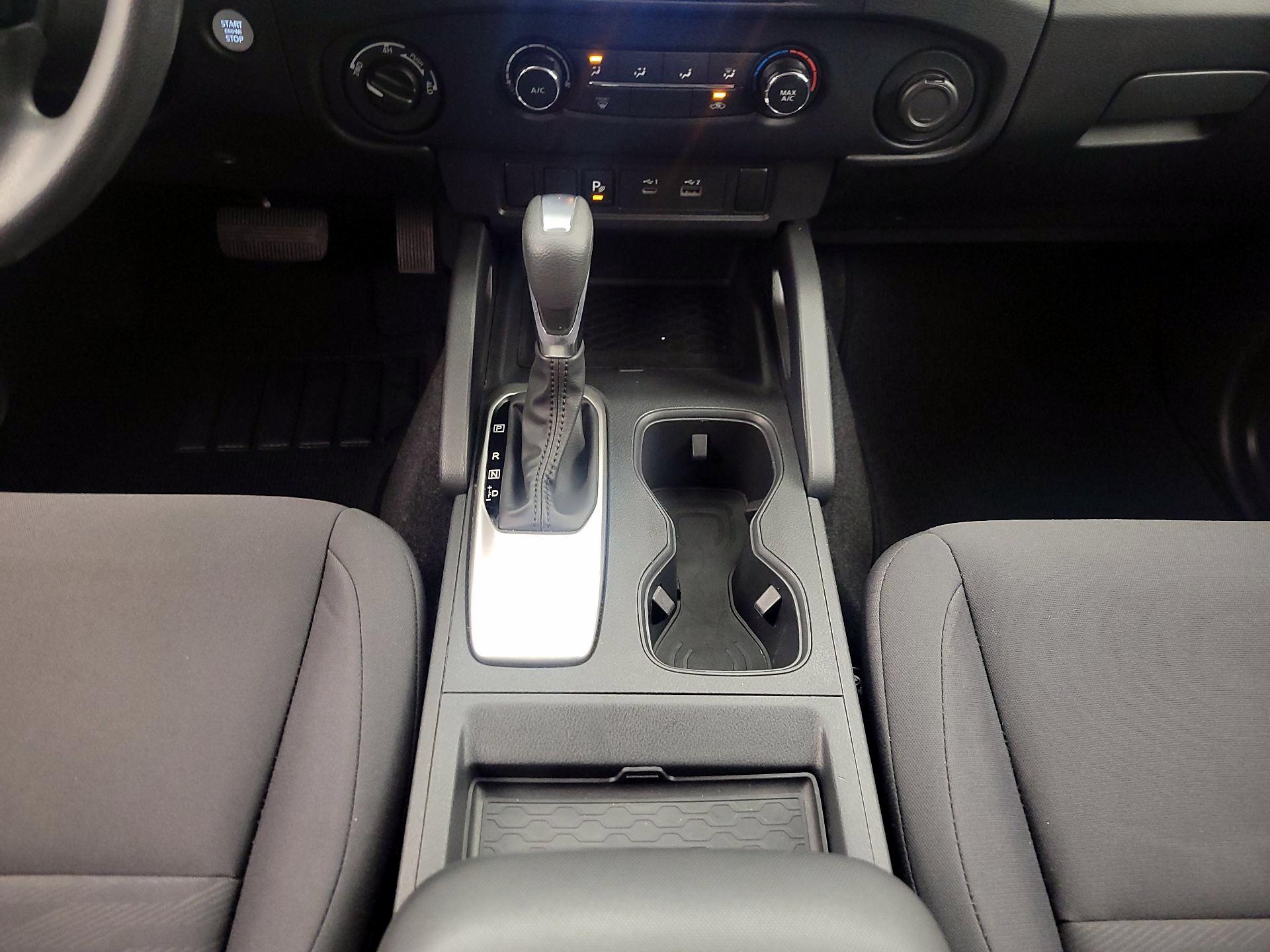 Thumbnail: 2022 Nissan Frontier - 17