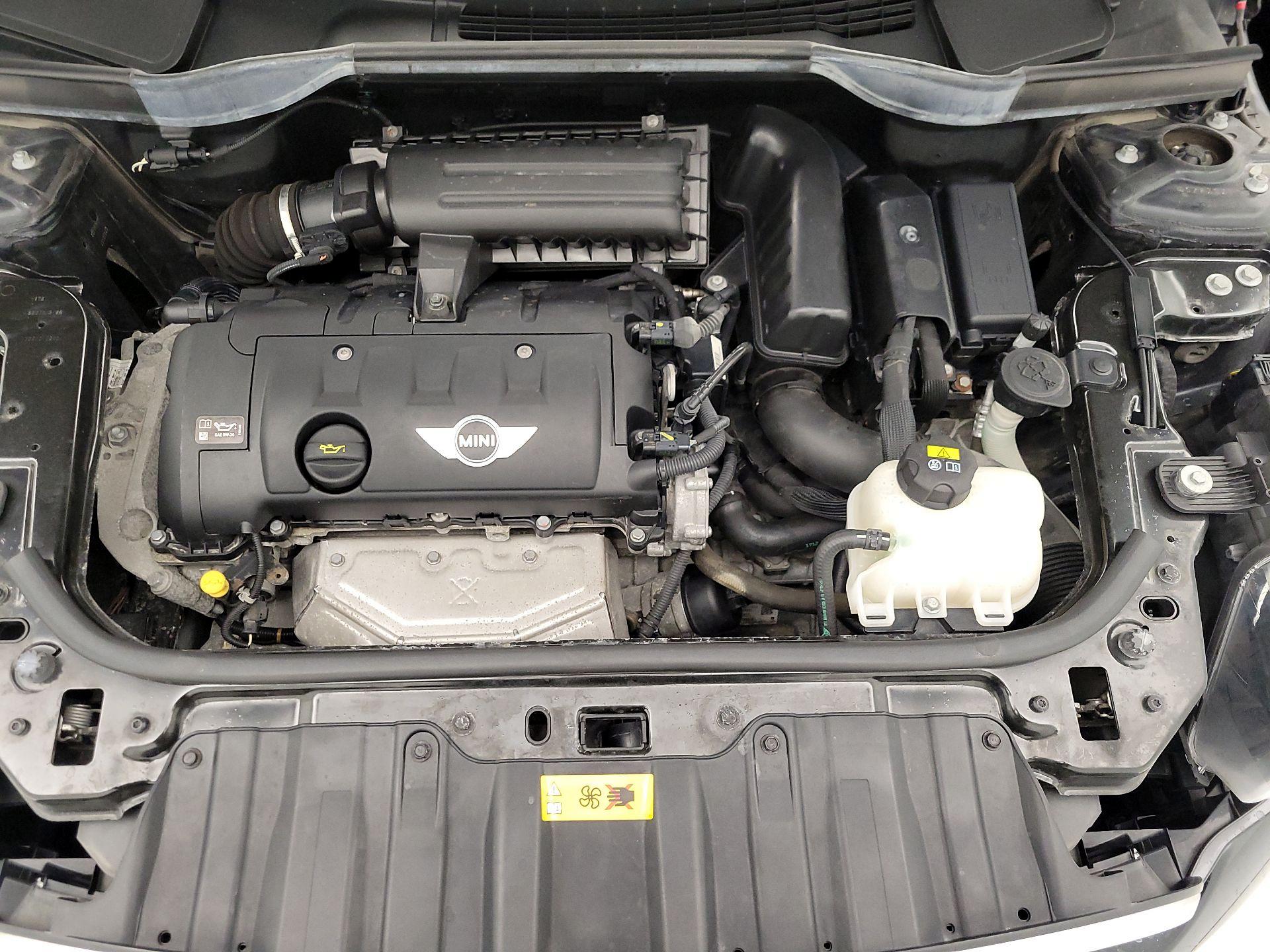 Thumbnail: 2016 MINI Cooper Countryman - 20