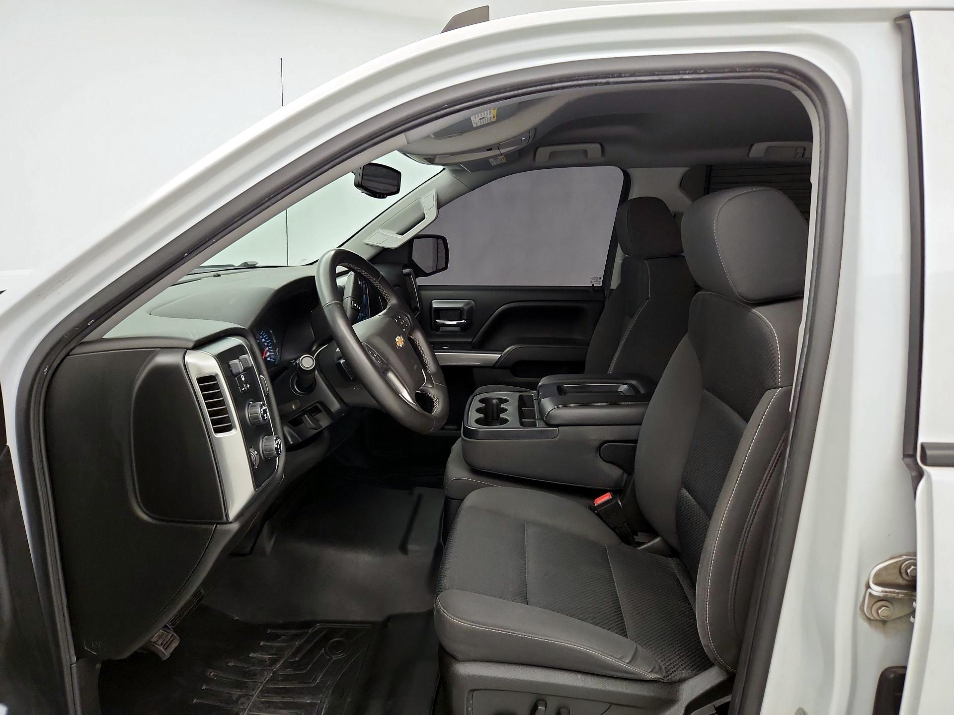 Thumbnail: 2017 Chevrolet Silverado 1500 - 11