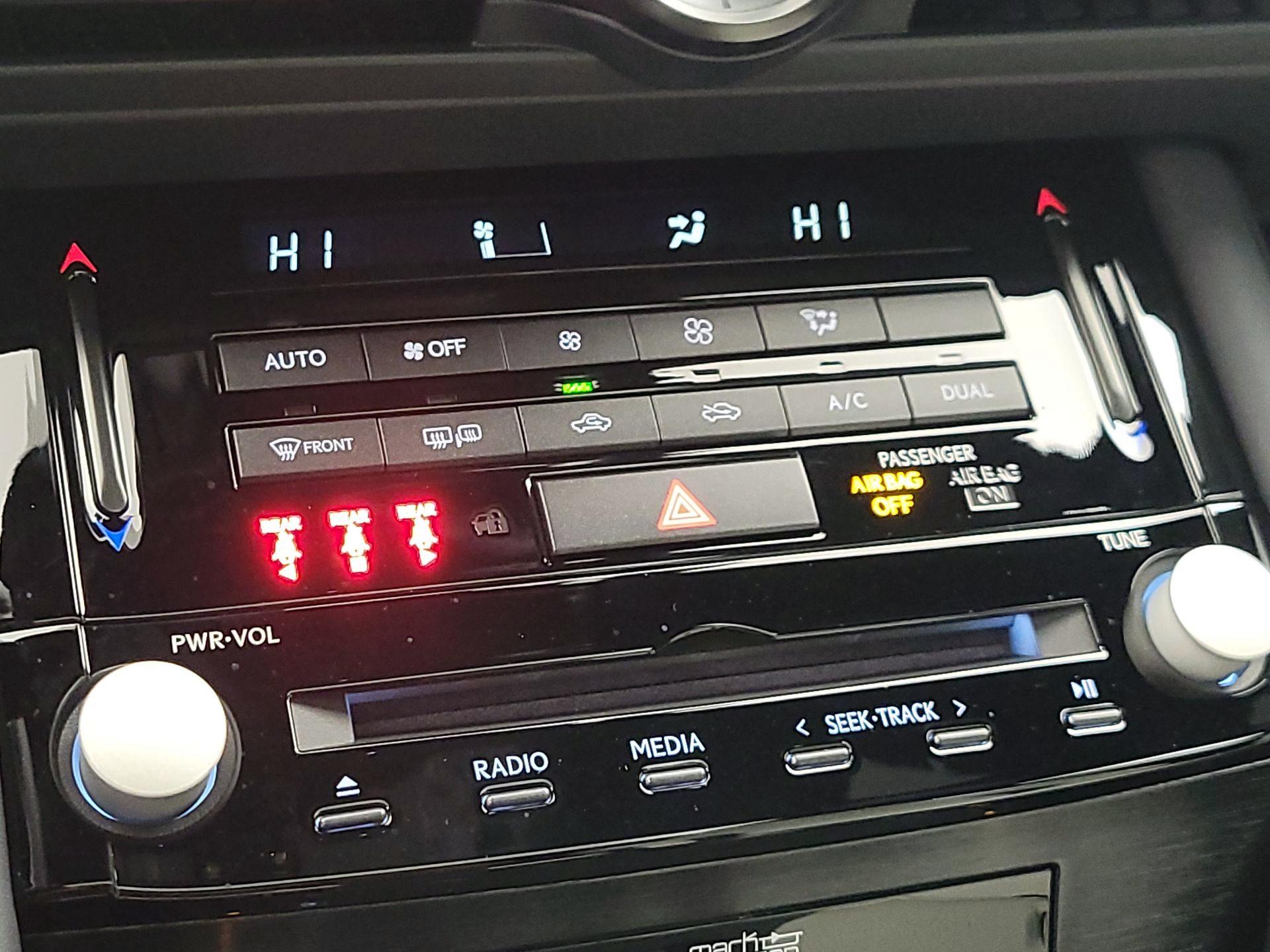 Thumbnail: 2024 Lexus IS - 17