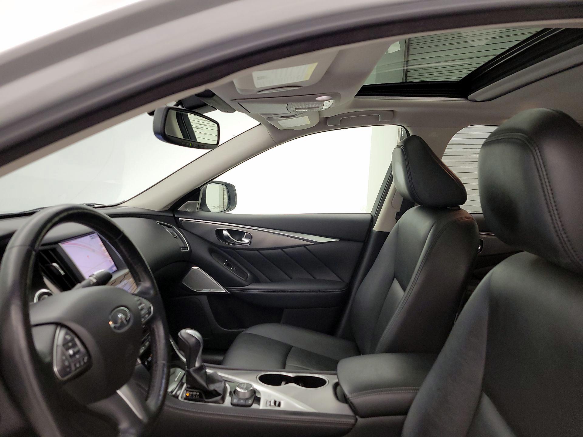 Thumbnail: 2017 INFINITI Q50 - 20