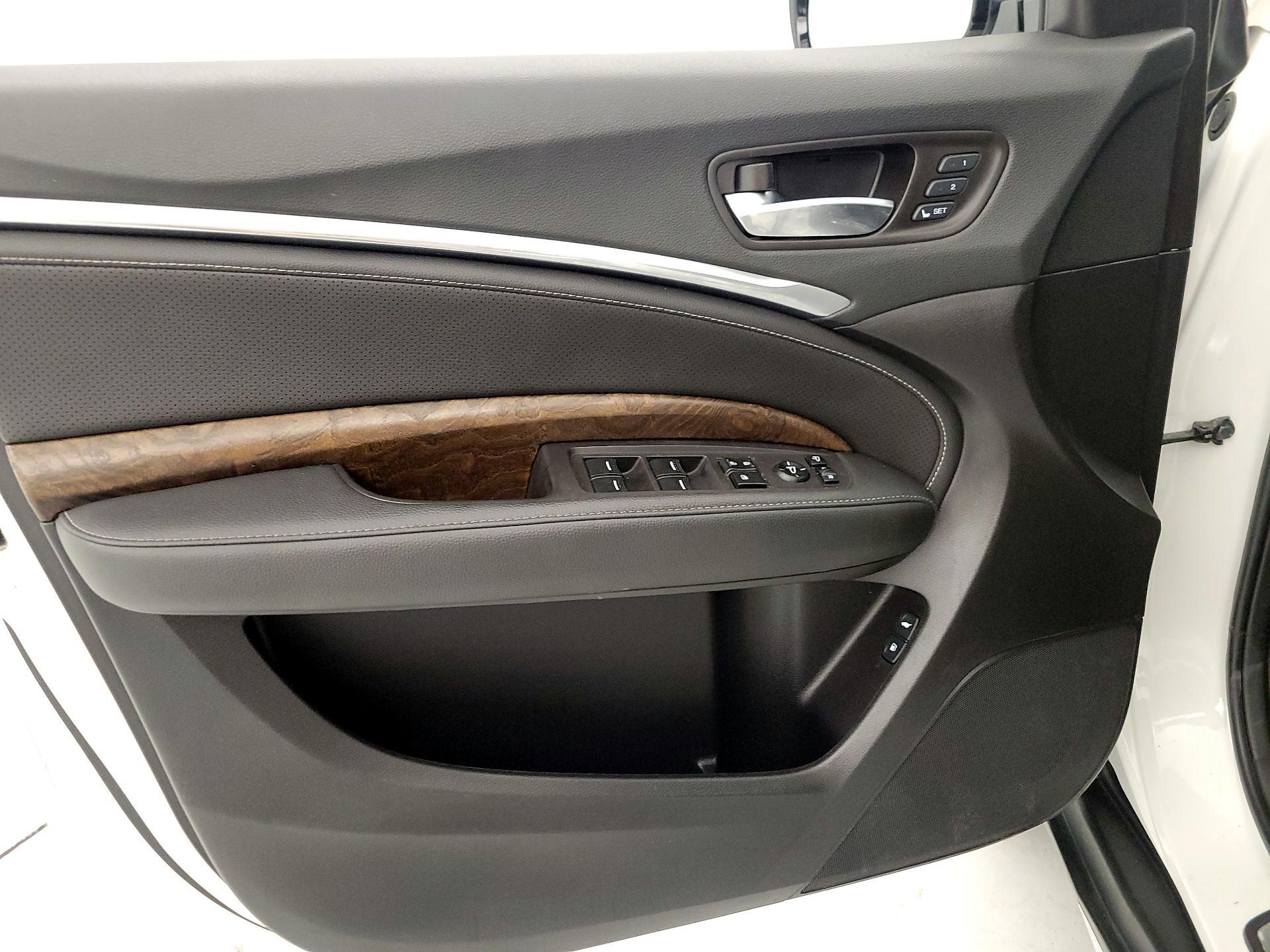 Thumbnail: 2019 Acura MDX - 12