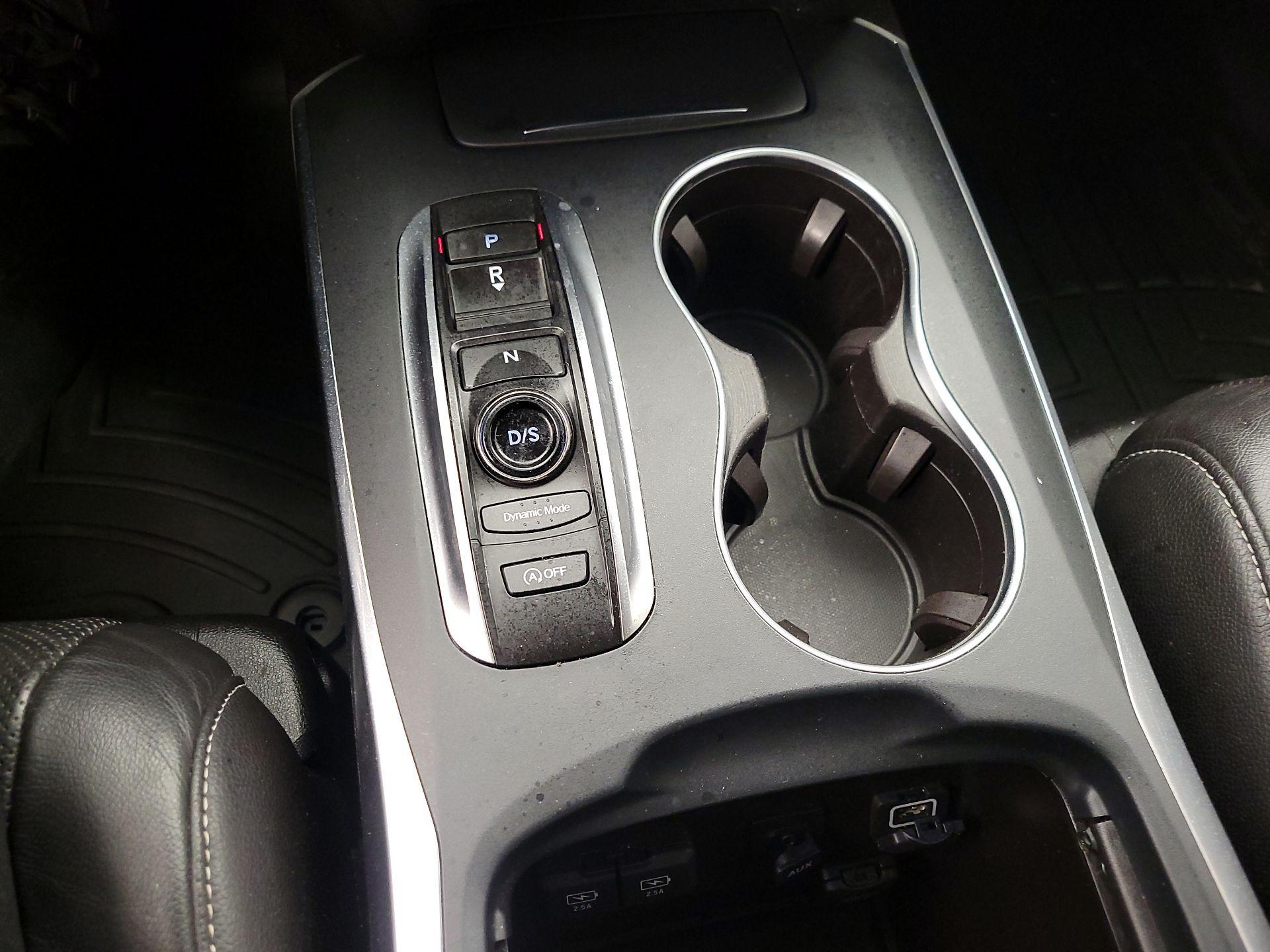 Thumbnail: 2019 Acura MDX - 17