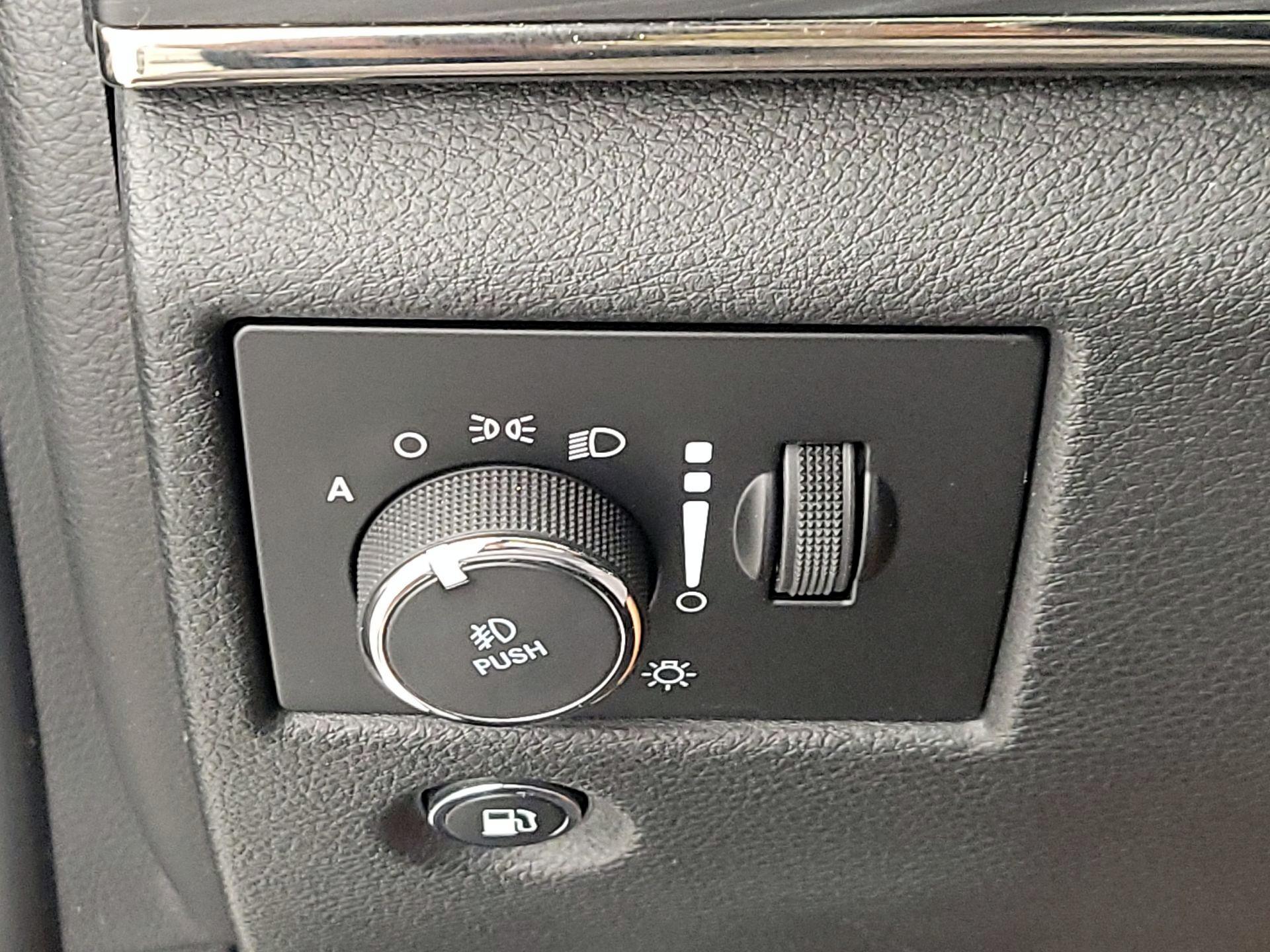 Thumbnail: 2019 Jeep Grand Cherokee - 13