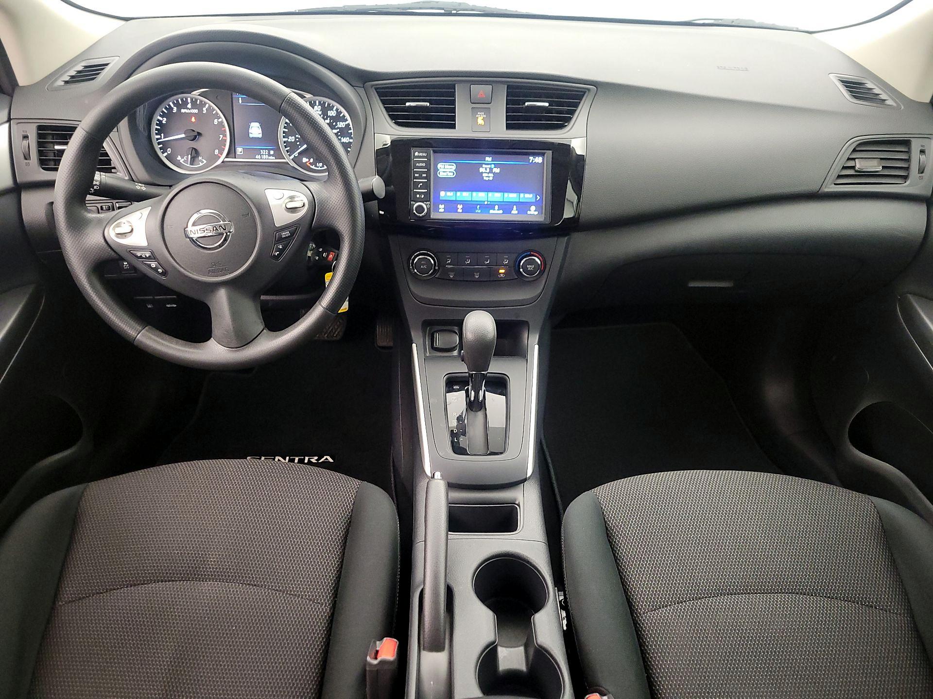 Thumbnail: 2019 Nissan Sentra - 9