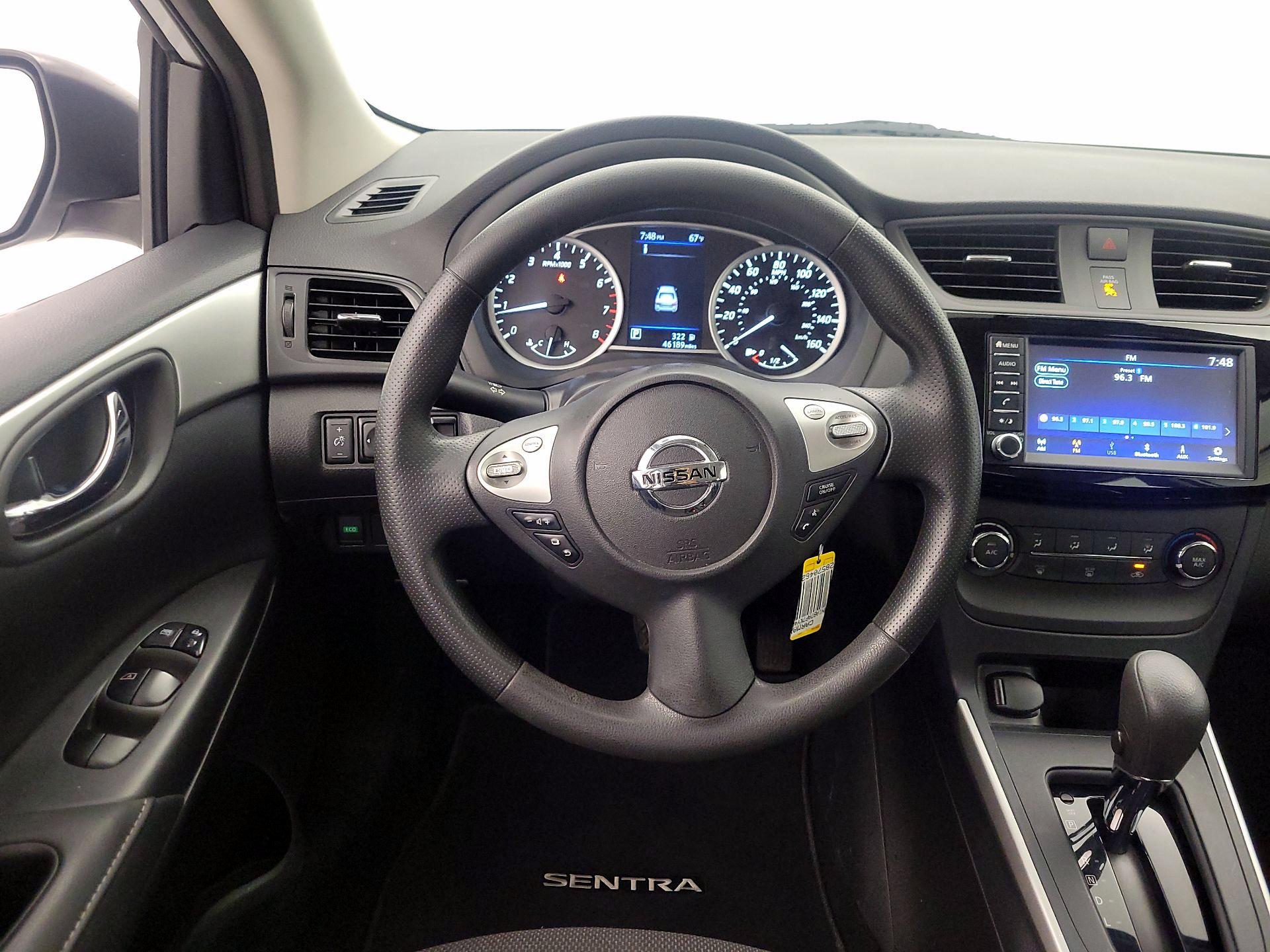 Thumbnail: 2019 Nissan Sentra - 10