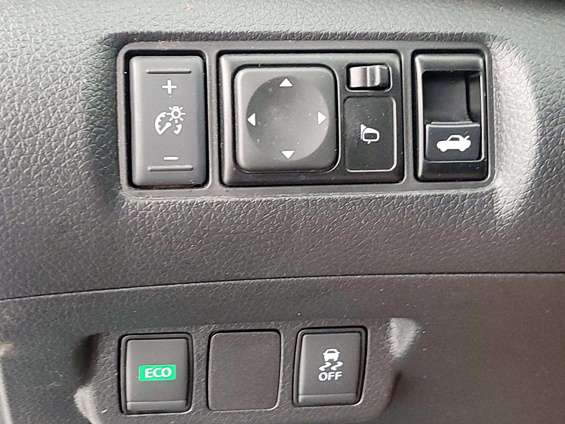 Thumbnail: 2019 Nissan Sentra - 13