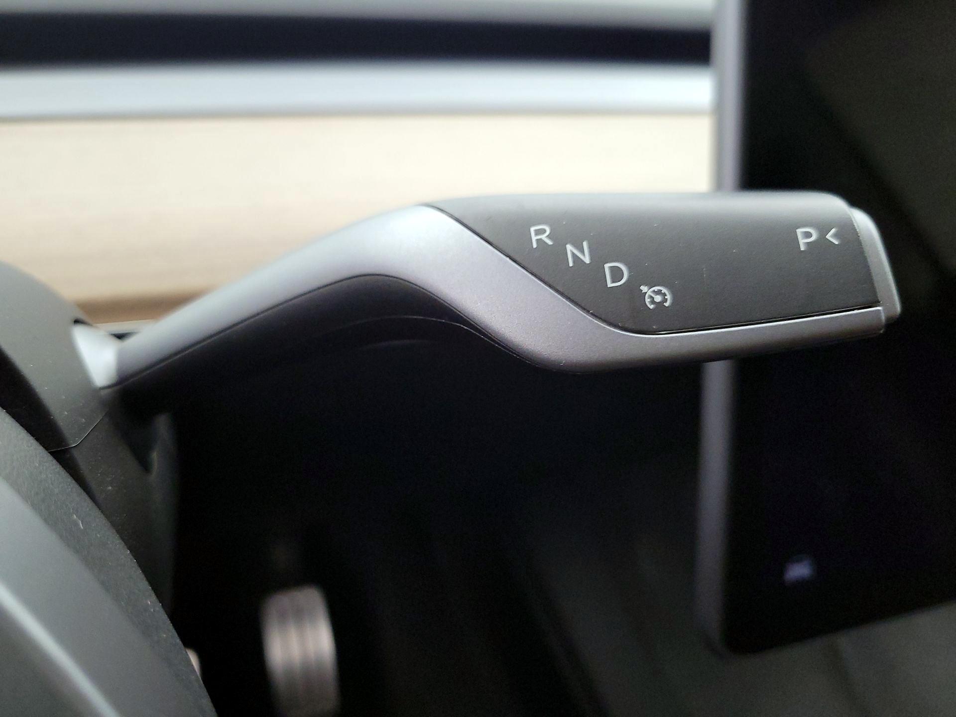 Thumbnail: 2022 Tesla Model Y - 17
