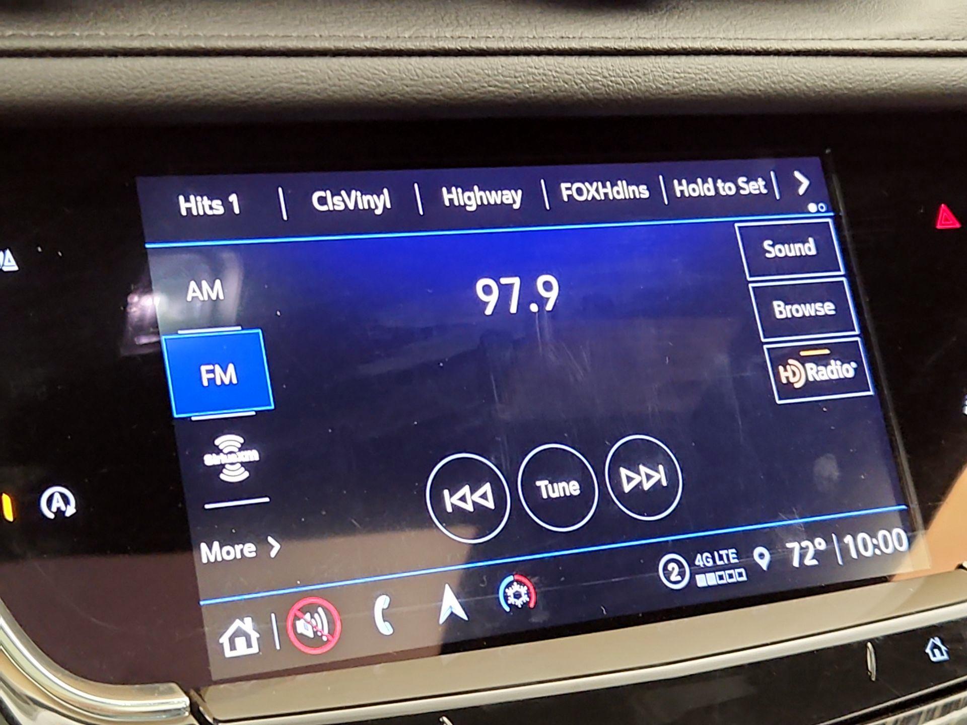 Thumbnail: 2023 Cadillac XT6 - 16
