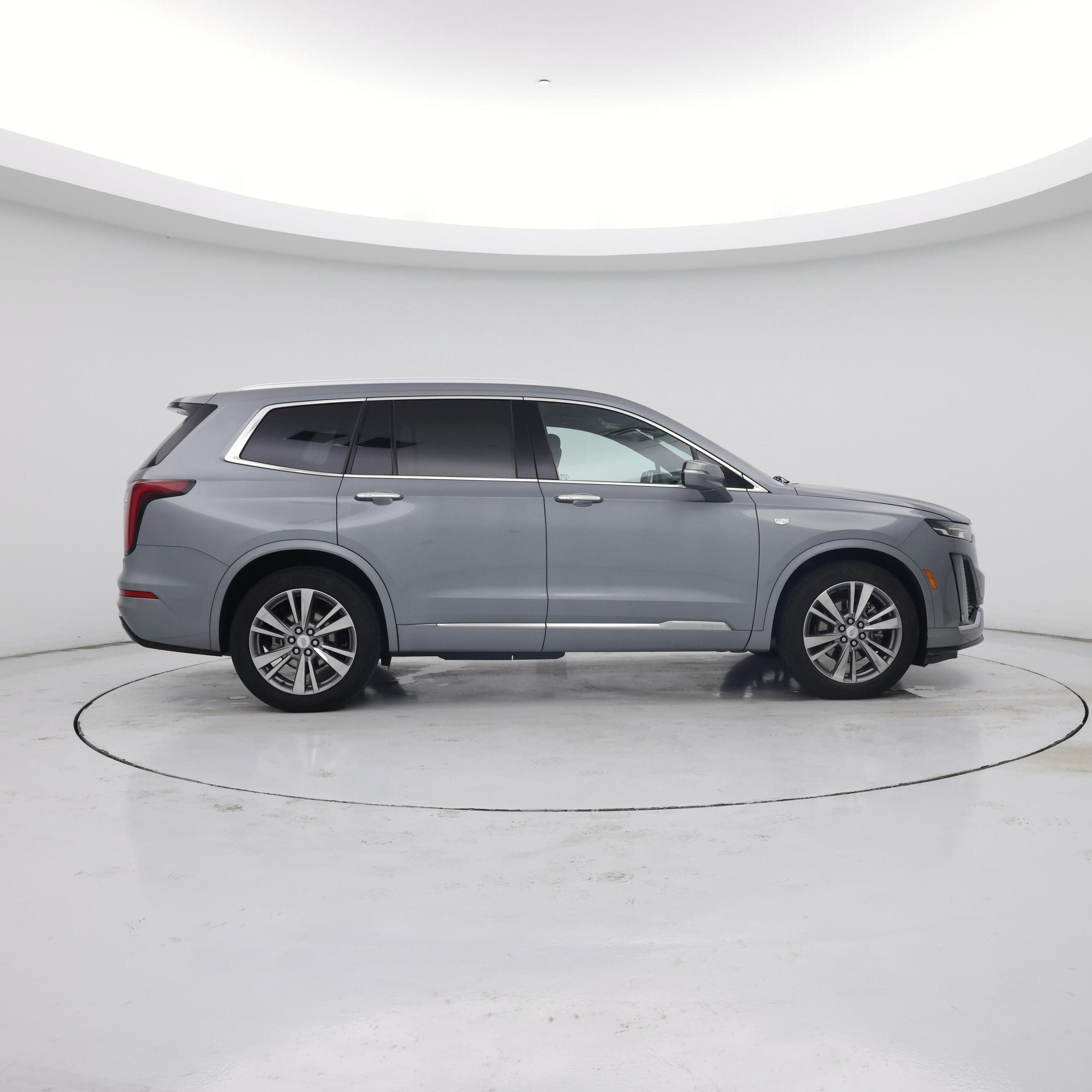 Thumbnail: 2023 Cadillac XT6 - 7