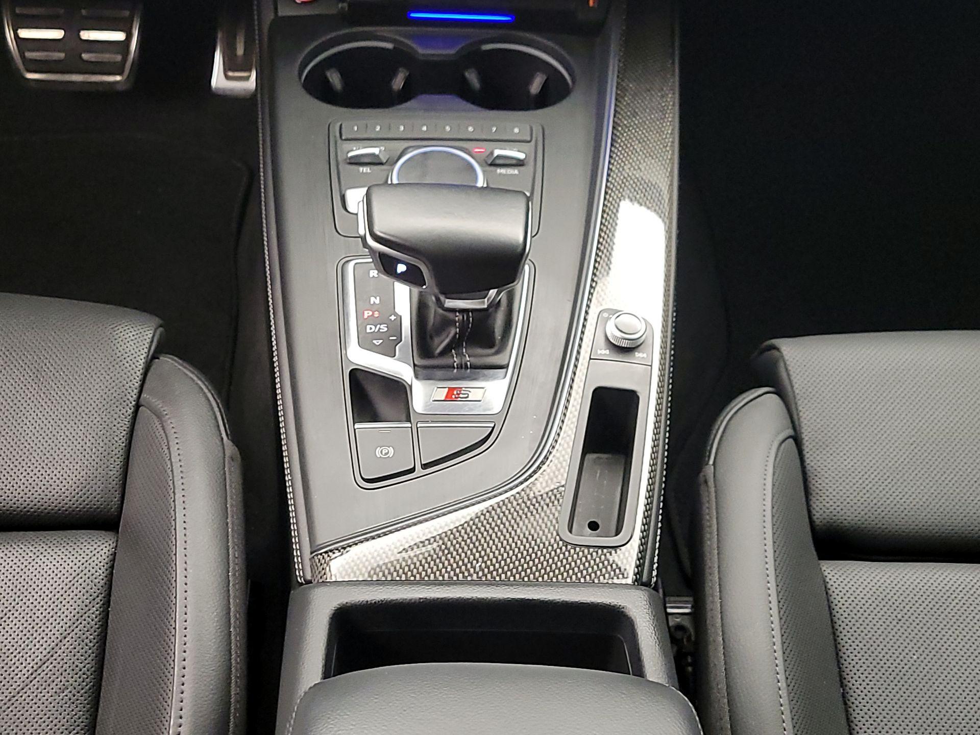 Thumbnail: 2018 Audi S5 - 18