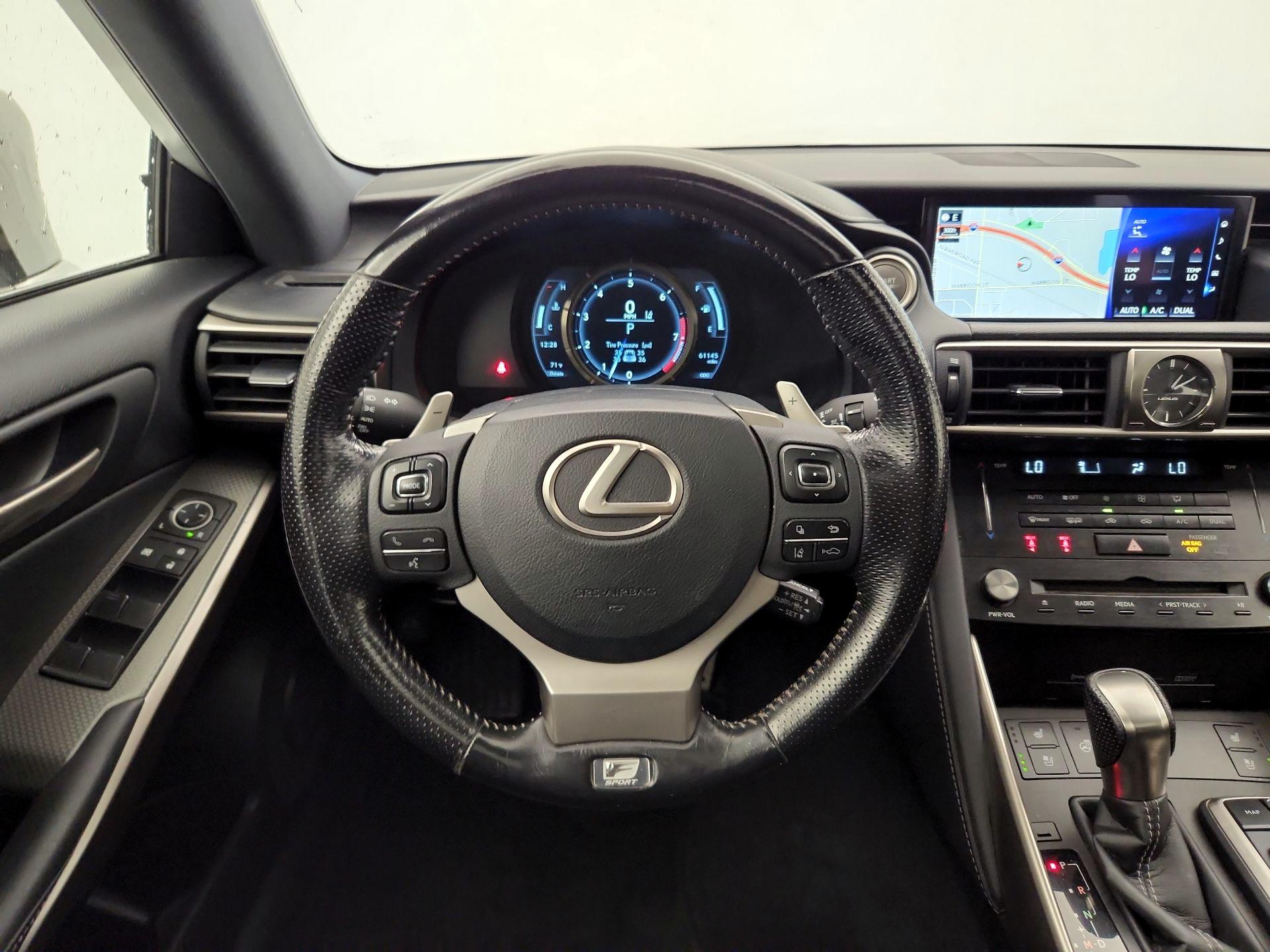 Thumbnail: 2017 Lexus IS - 10