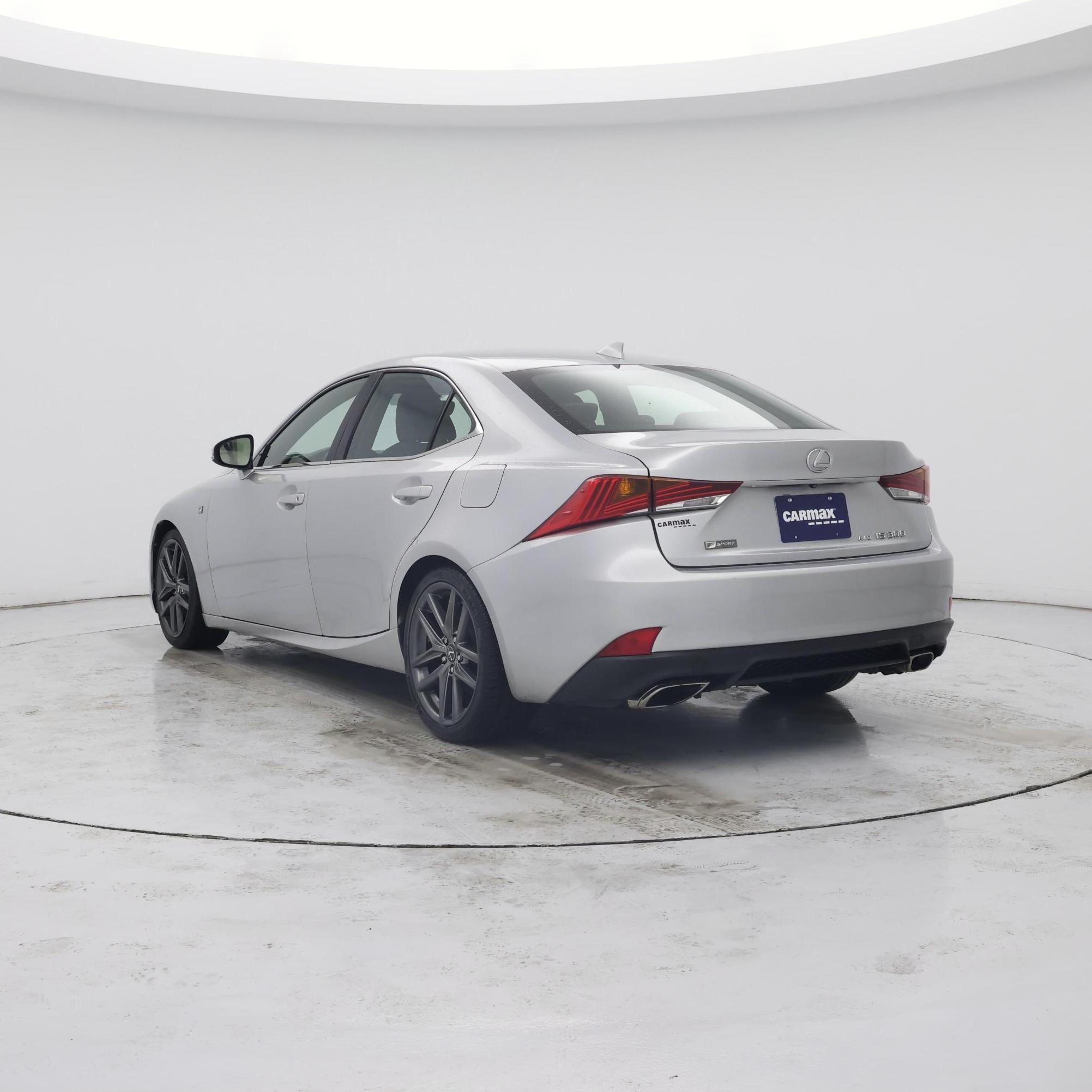 Thumbnail: 2017 Lexus IS - 2