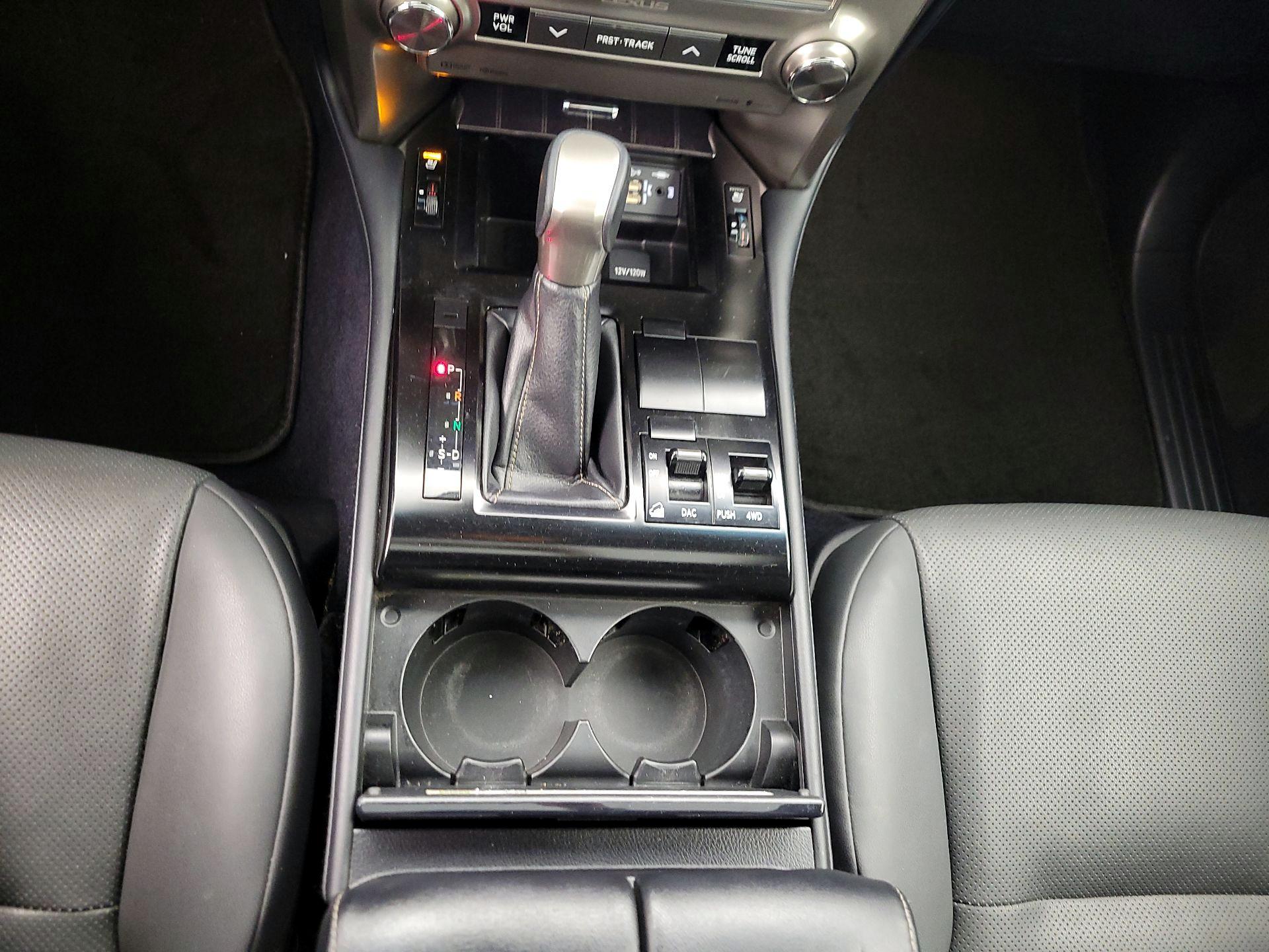 Thumbnail: 2020 Lexus GX - 18