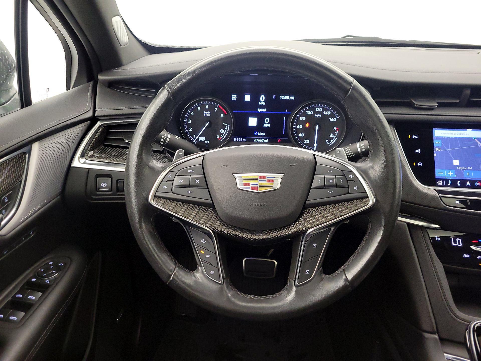 Thumbnail: 2021 Cadillac XT5 - 10