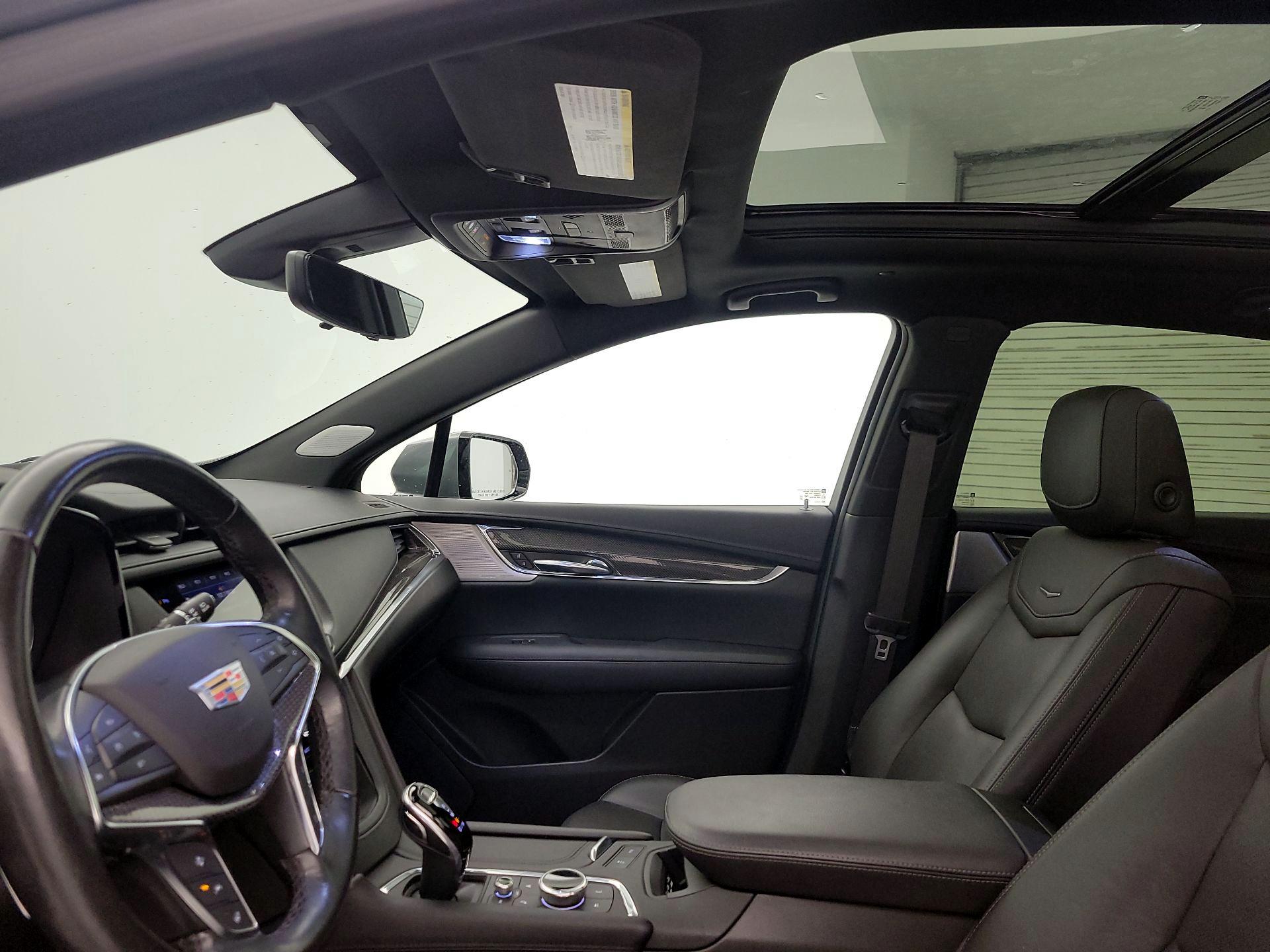 Thumbnail: 2021 Cadillac XT5 - 20