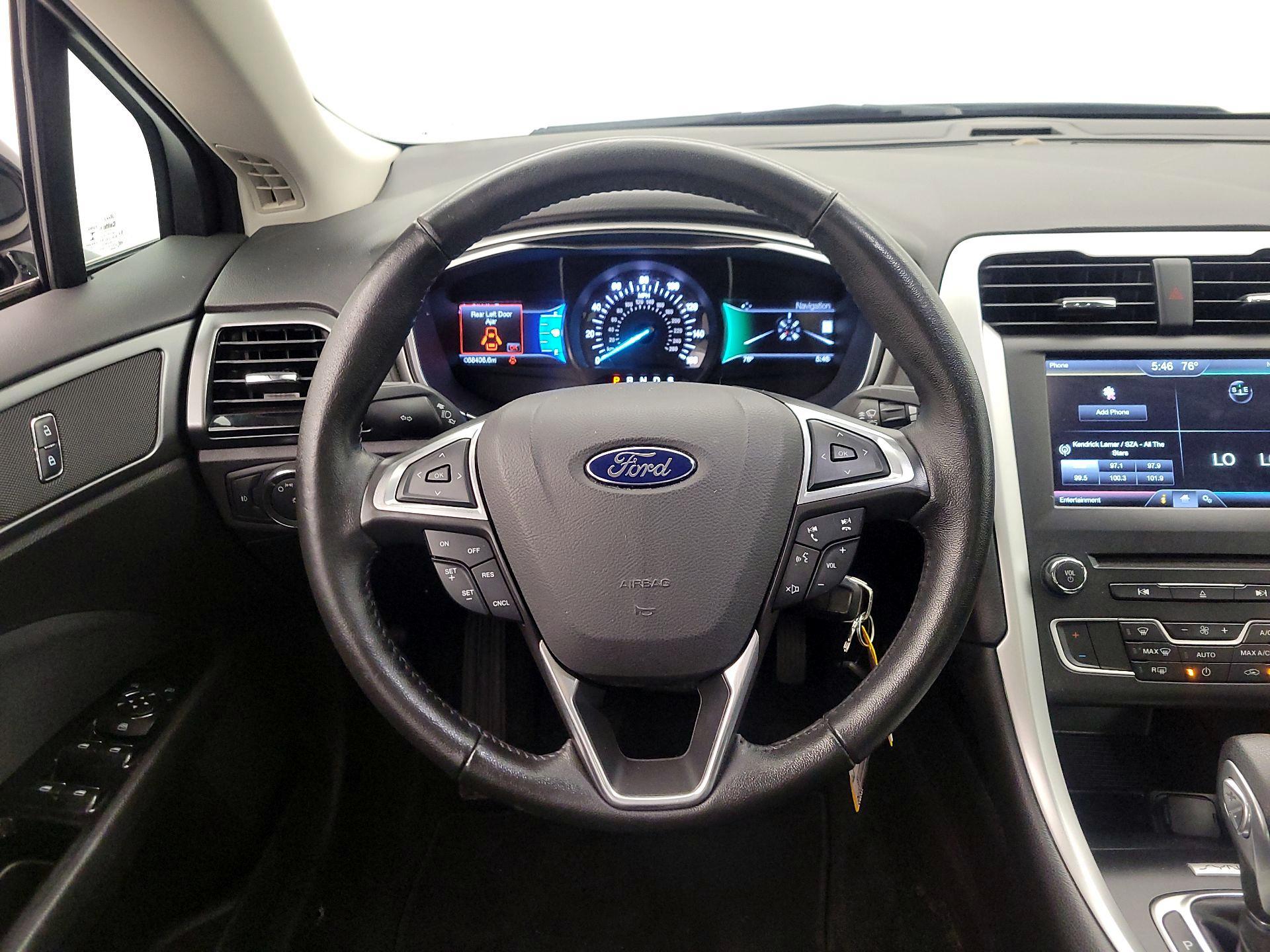 Thumbnail: 2016 Ford Fusion - 10