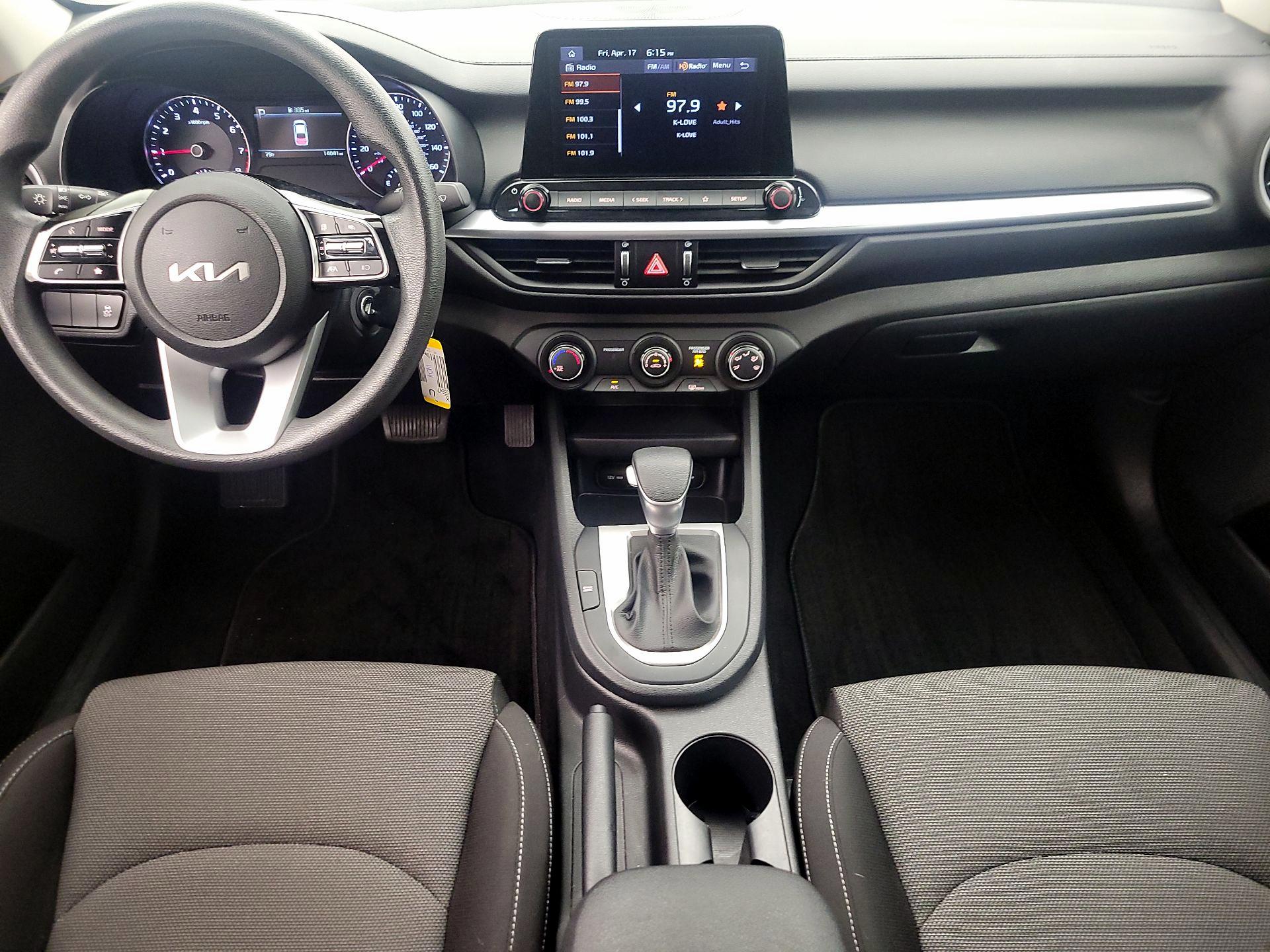 Thumbnail: 2022 Kia Forte - 9