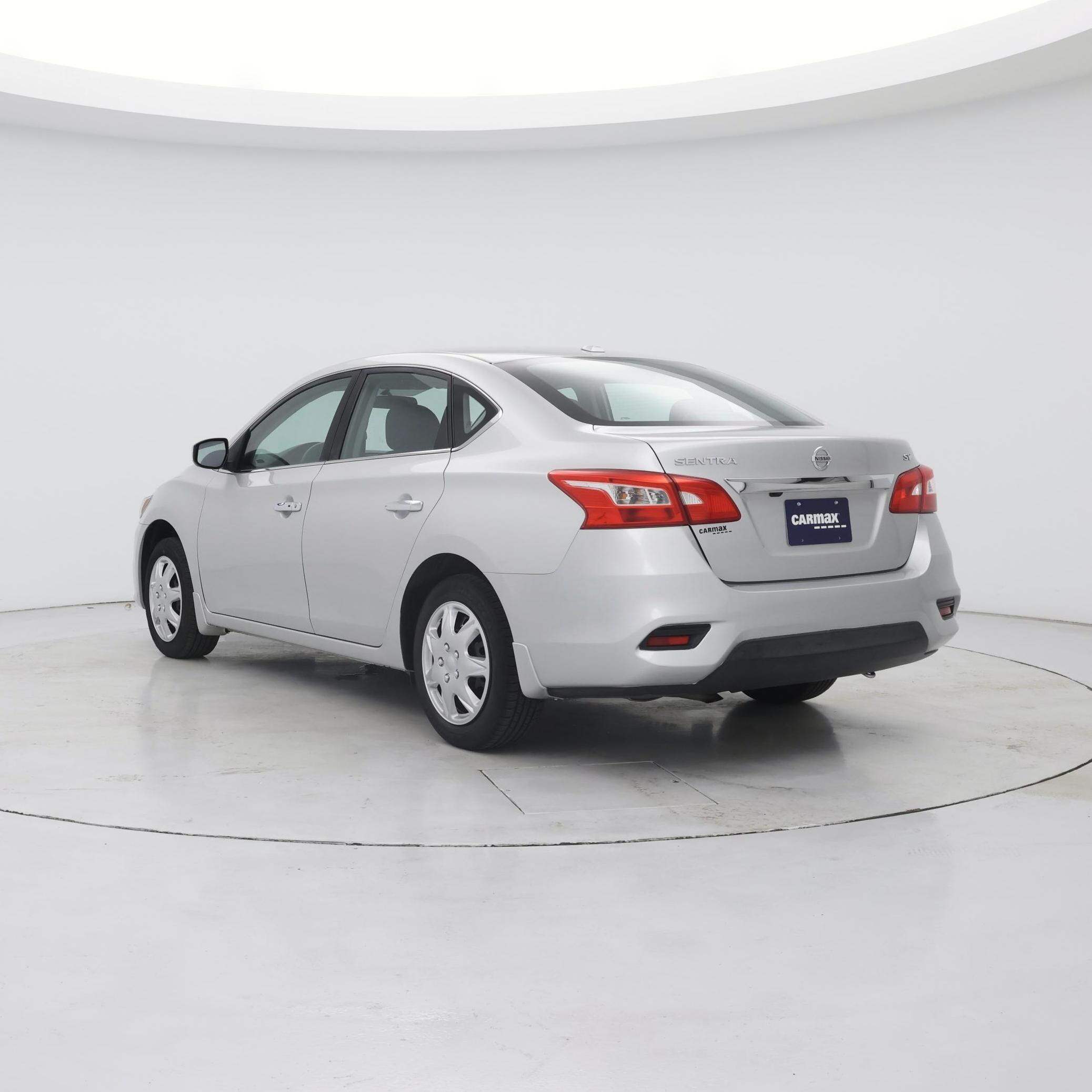 Thumbnail: 2016 Nissan Sentra - 2