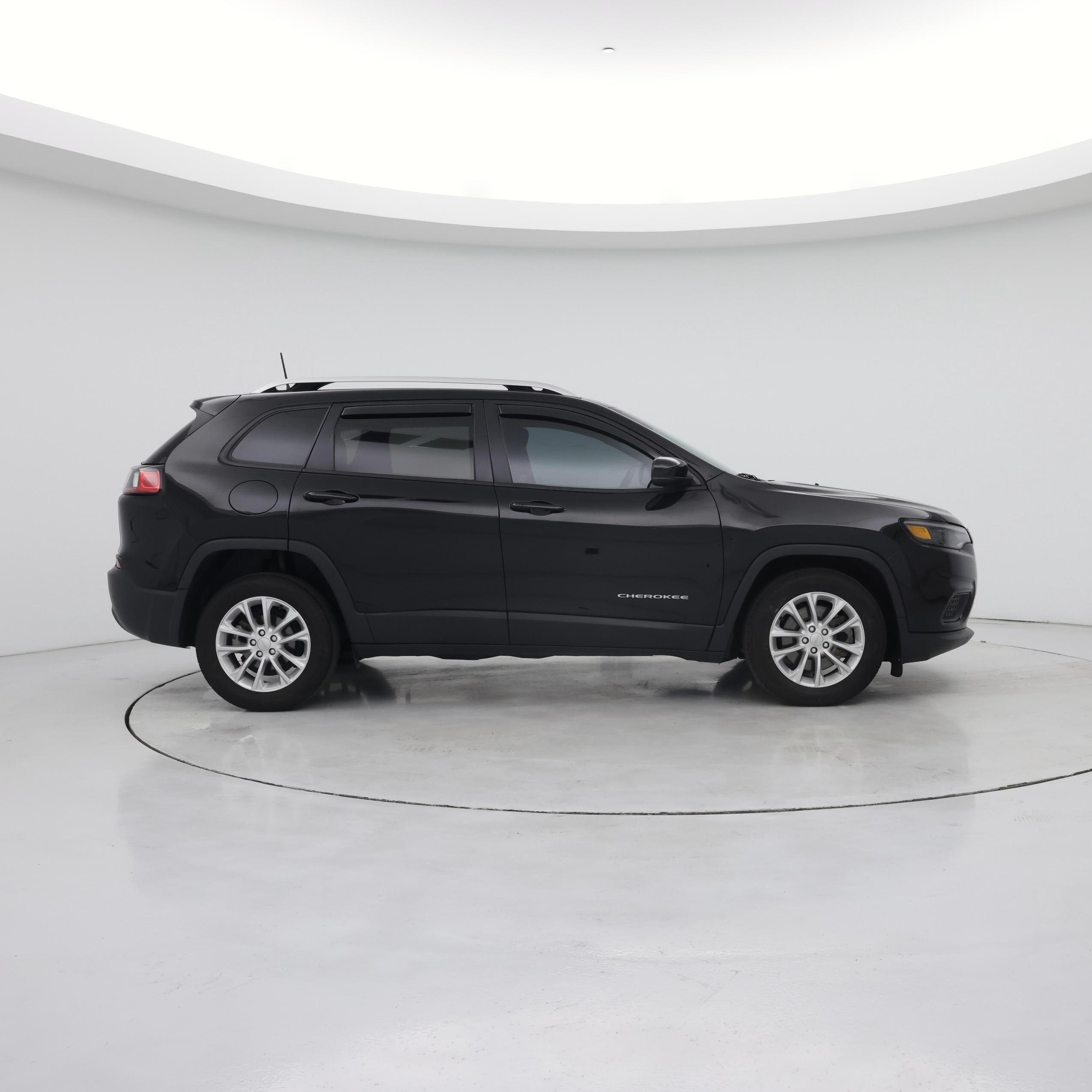 Thumbnail: 2021 Jeep Cherokee - 7