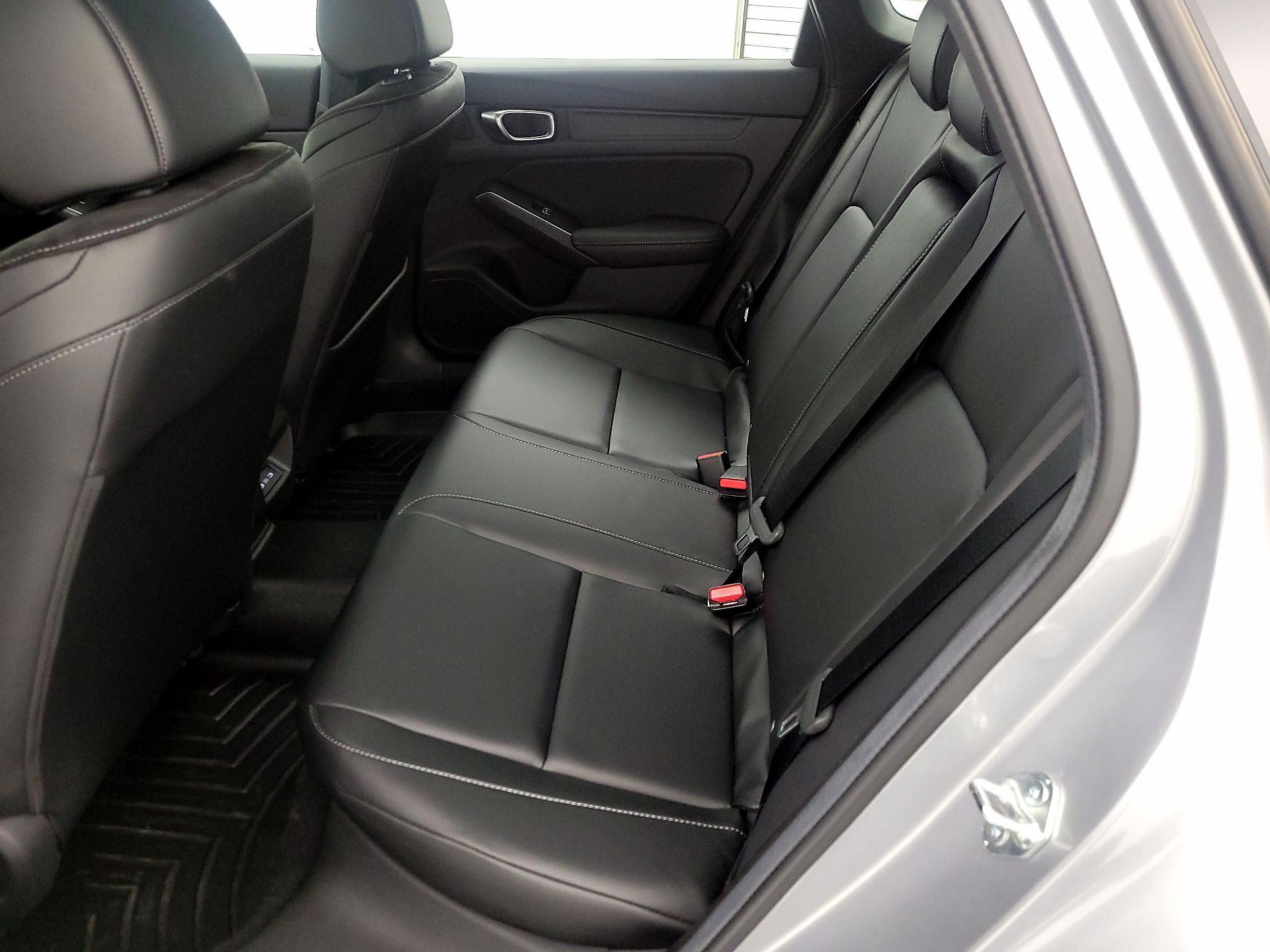 Thumbnail: 2025 Acura Integra - 20