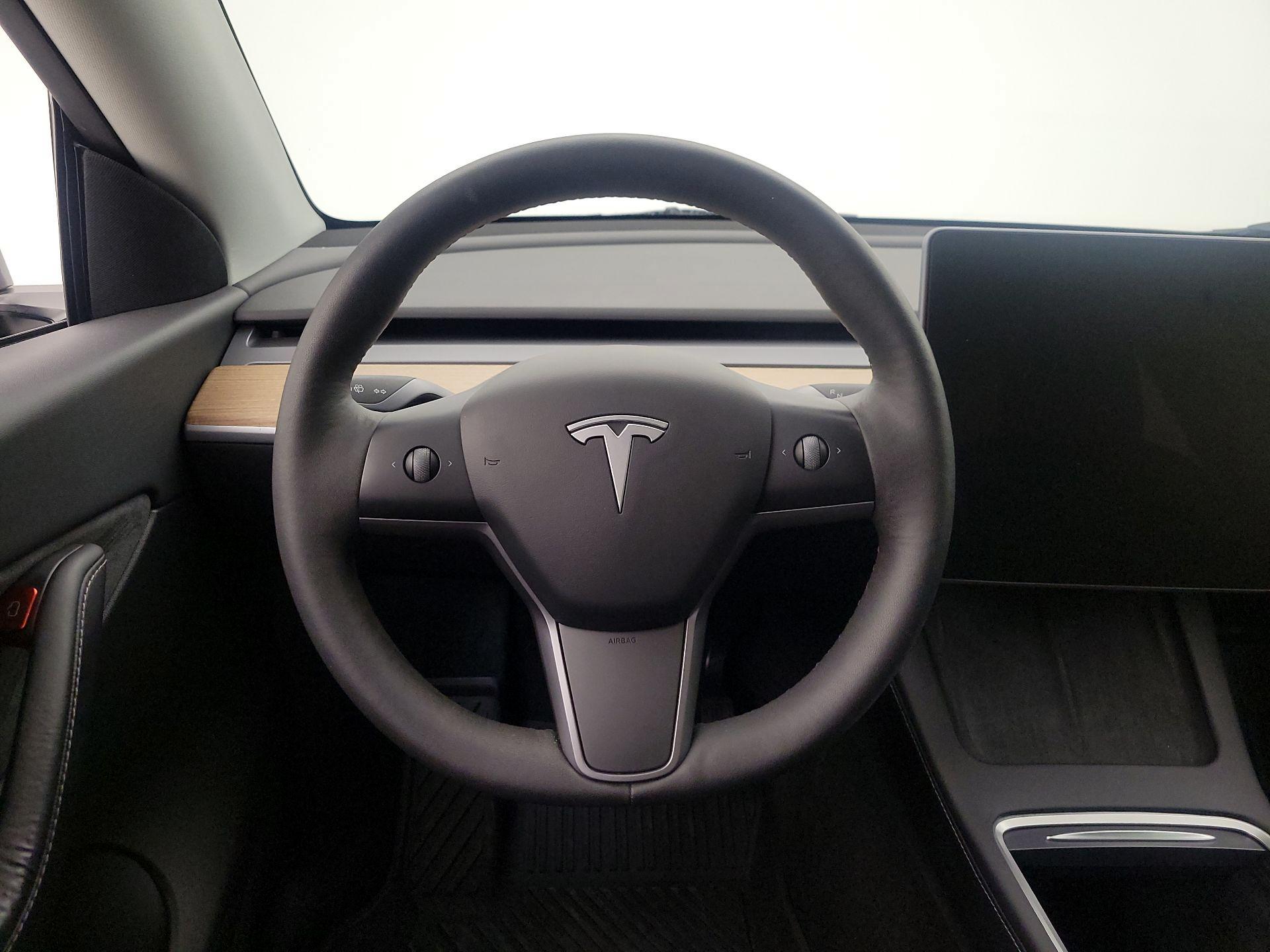 Thumbnail: 2022 Tesla Model Y - 10