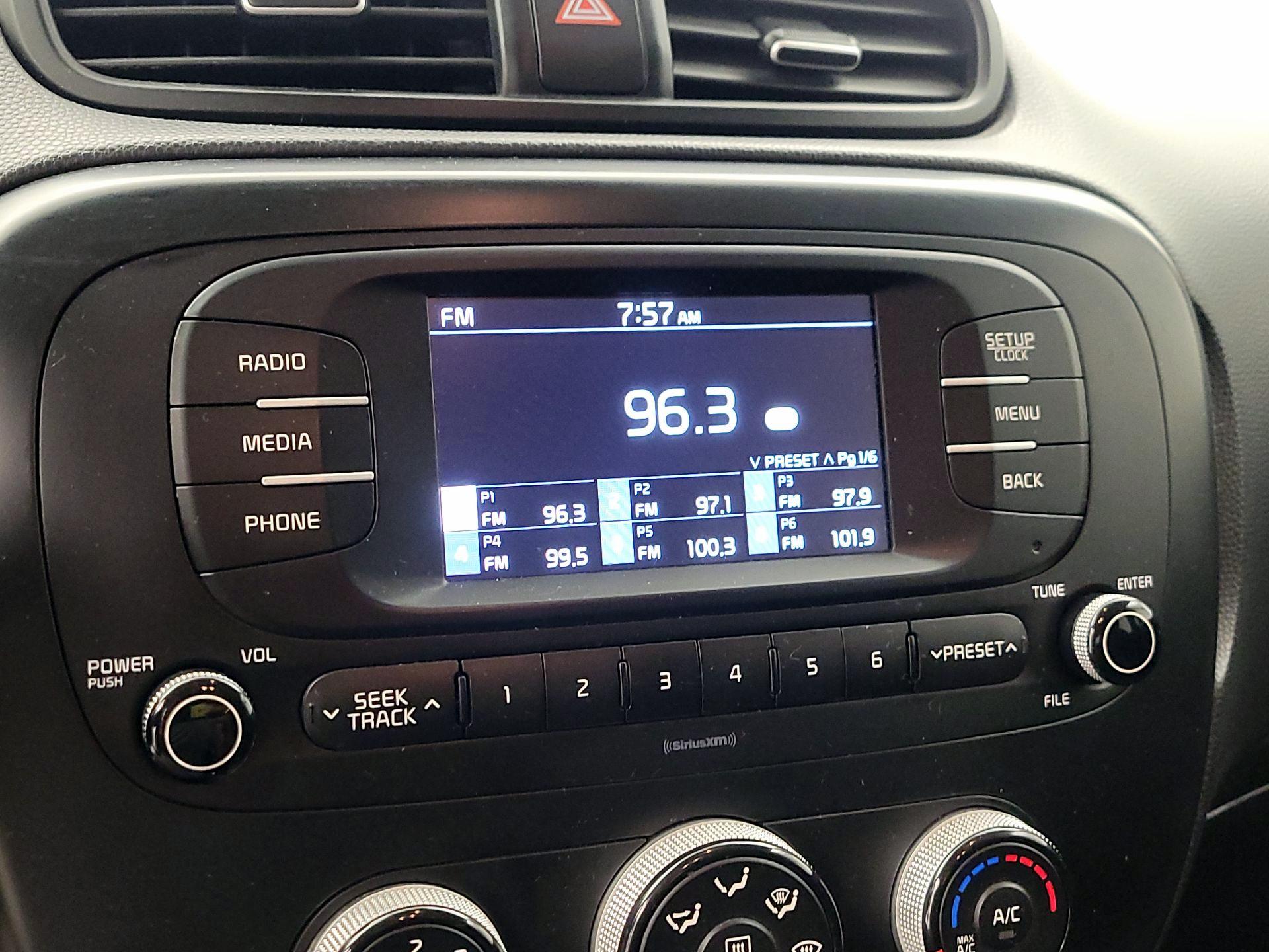 Thumbnail: 2018 Kia Soul - 14