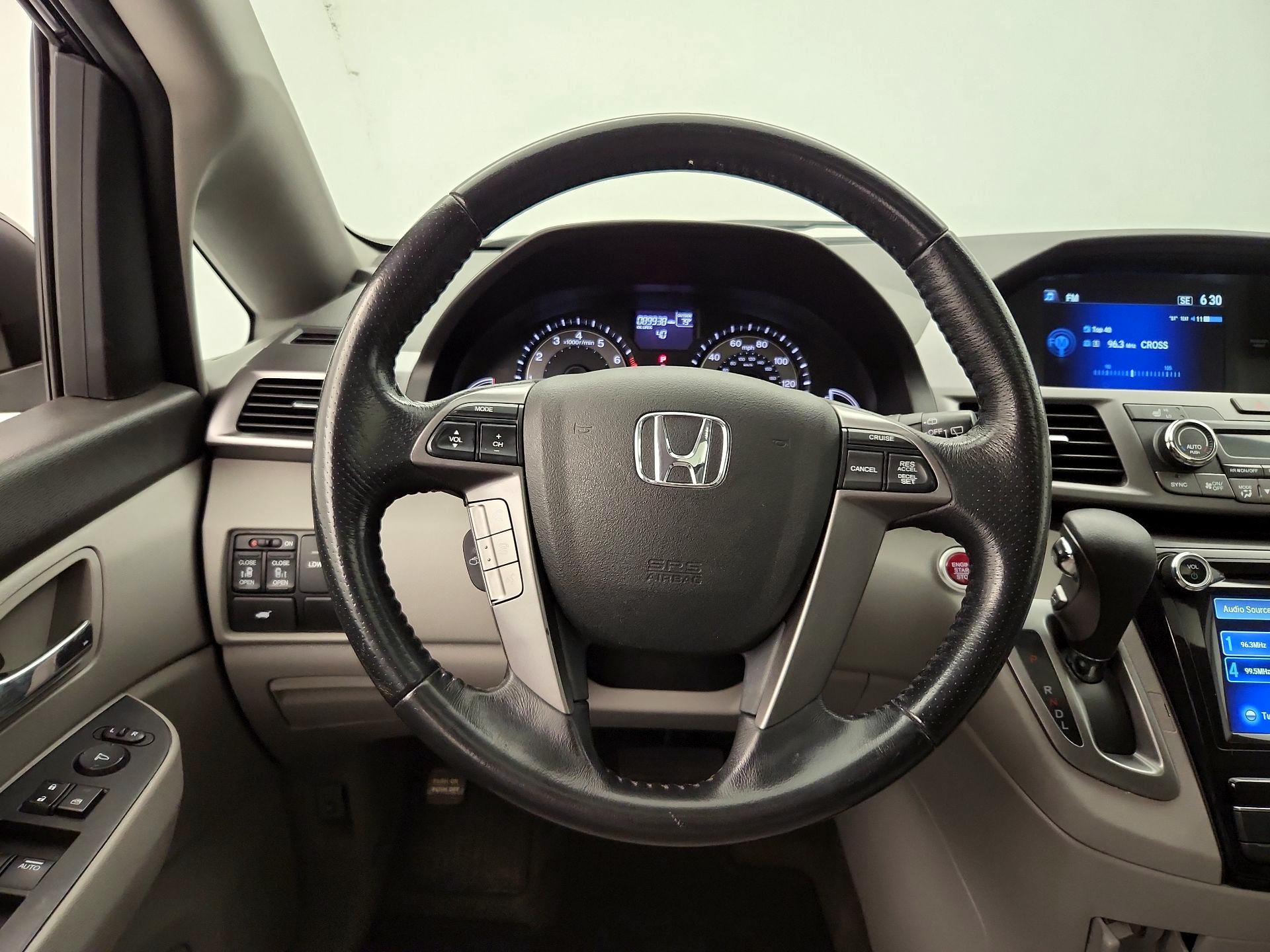 Thumbnail: 2014 Honda Odyssey - 10