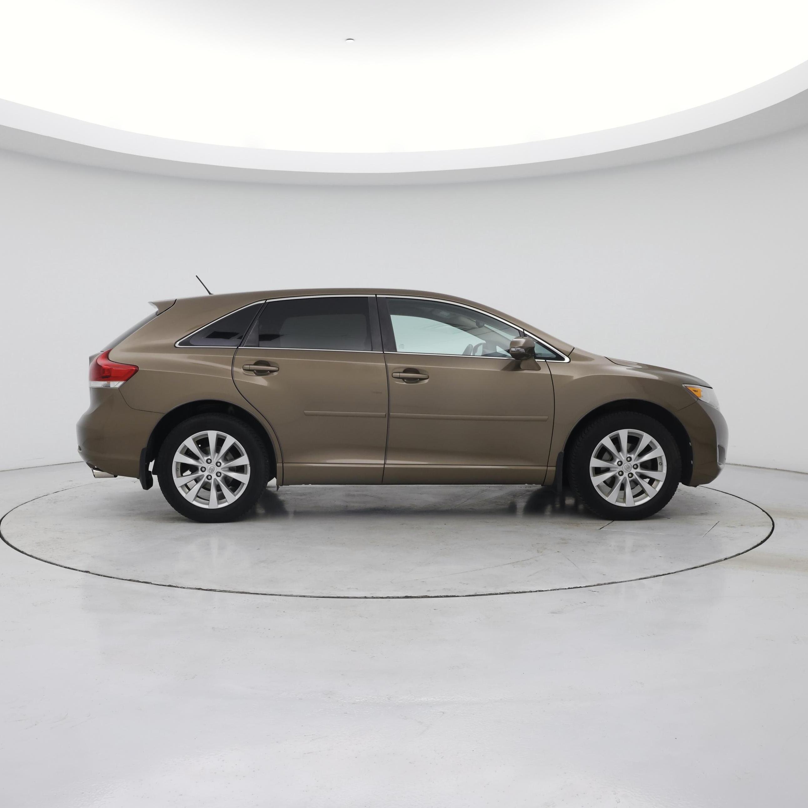 Thumbnail: 2014 Toyota Venza - 7