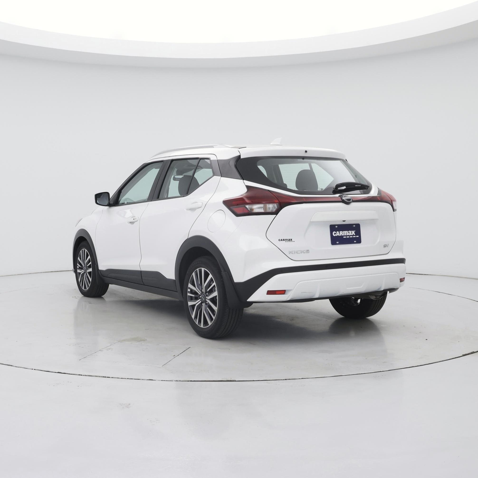 Thumbnail: 2024 Nissan Kicks - 2