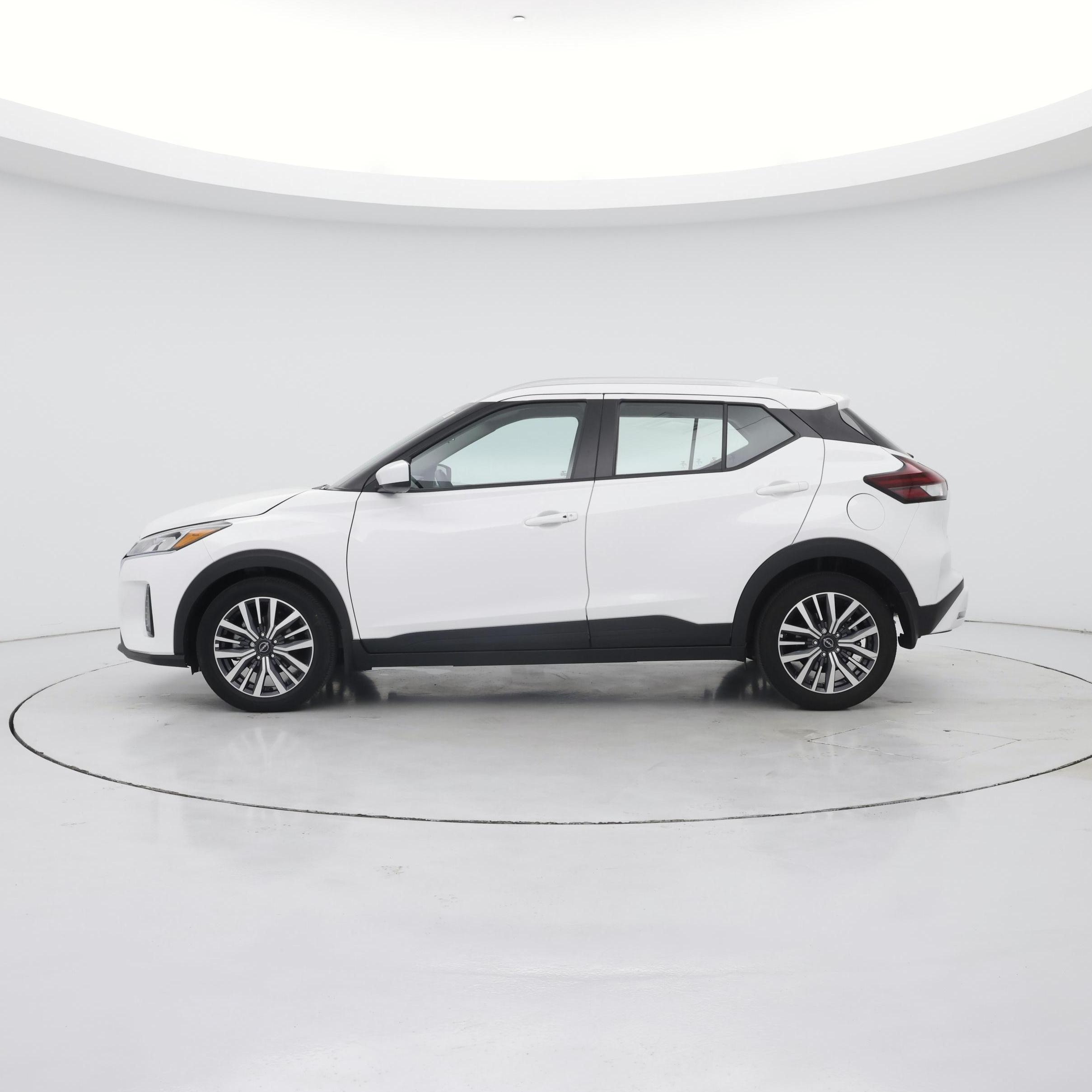 Thumbnail: 2024 Nissan Kicks - 3