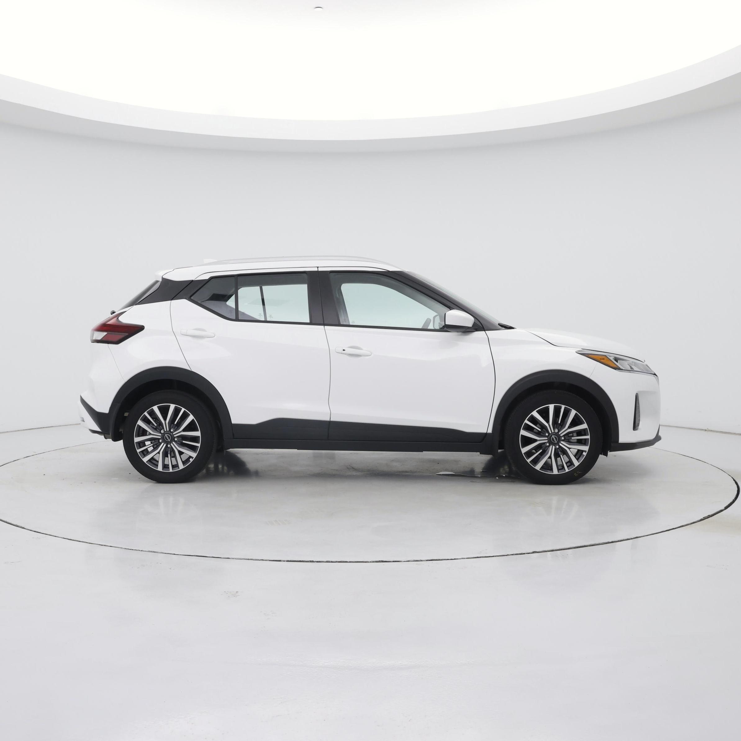 Thumbnail: 2024 Nissan Kicks - 7