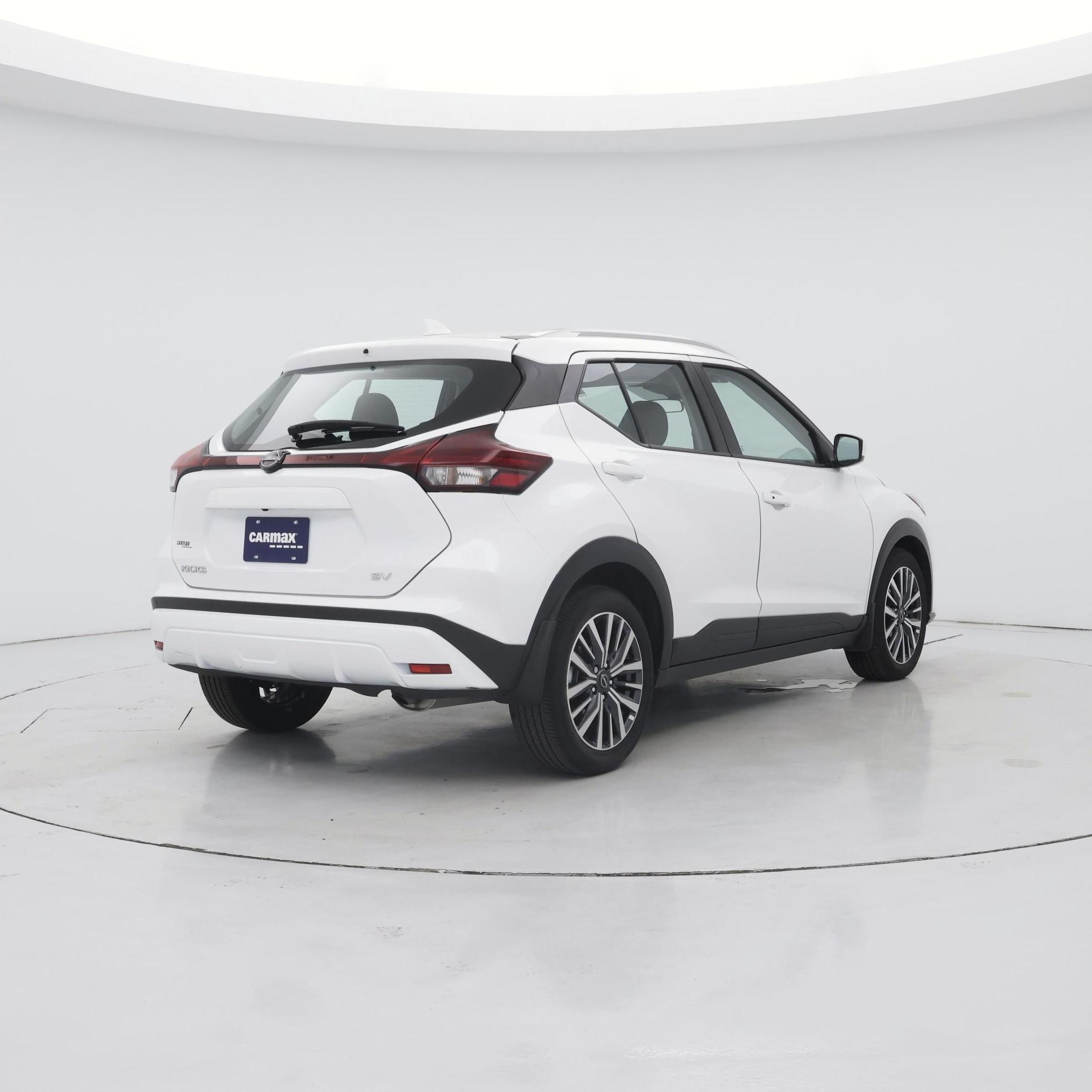Thumbnail: 2024 Nissan Kicks - 8