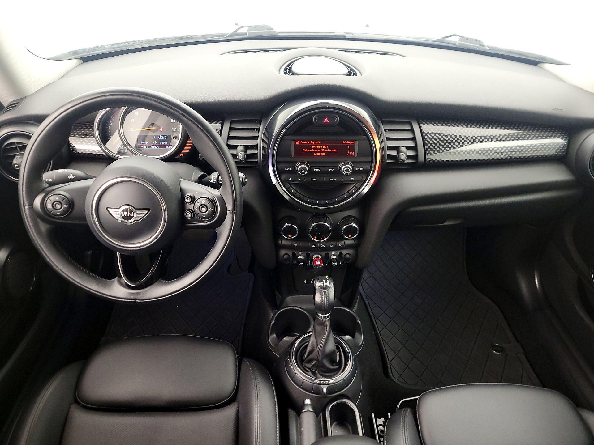 Thumbnail: 2016 MINI Cooper Hardtop - 9