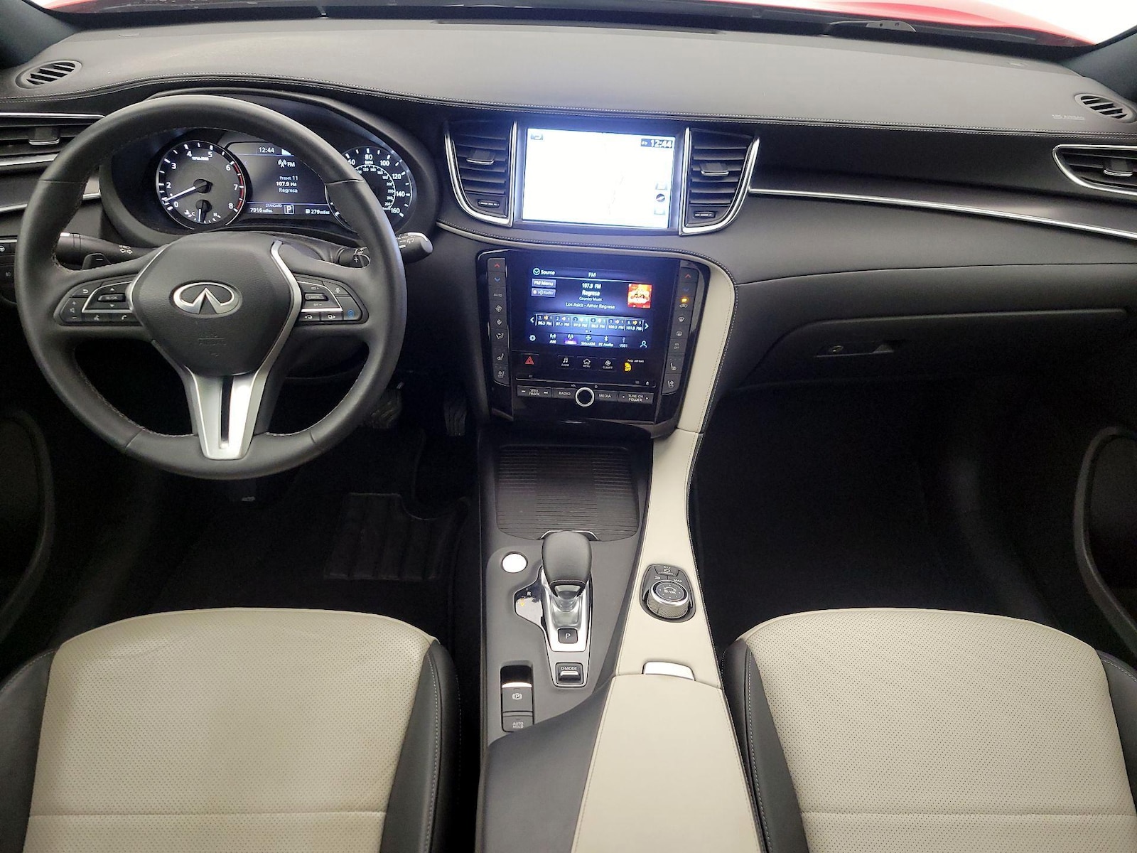 2023 INFINITI QX55 Essential - Photo 10