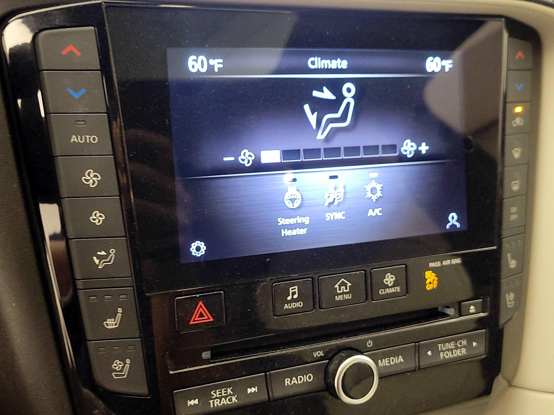 Thumbnail: 2023 INFINITI QX55 - 17