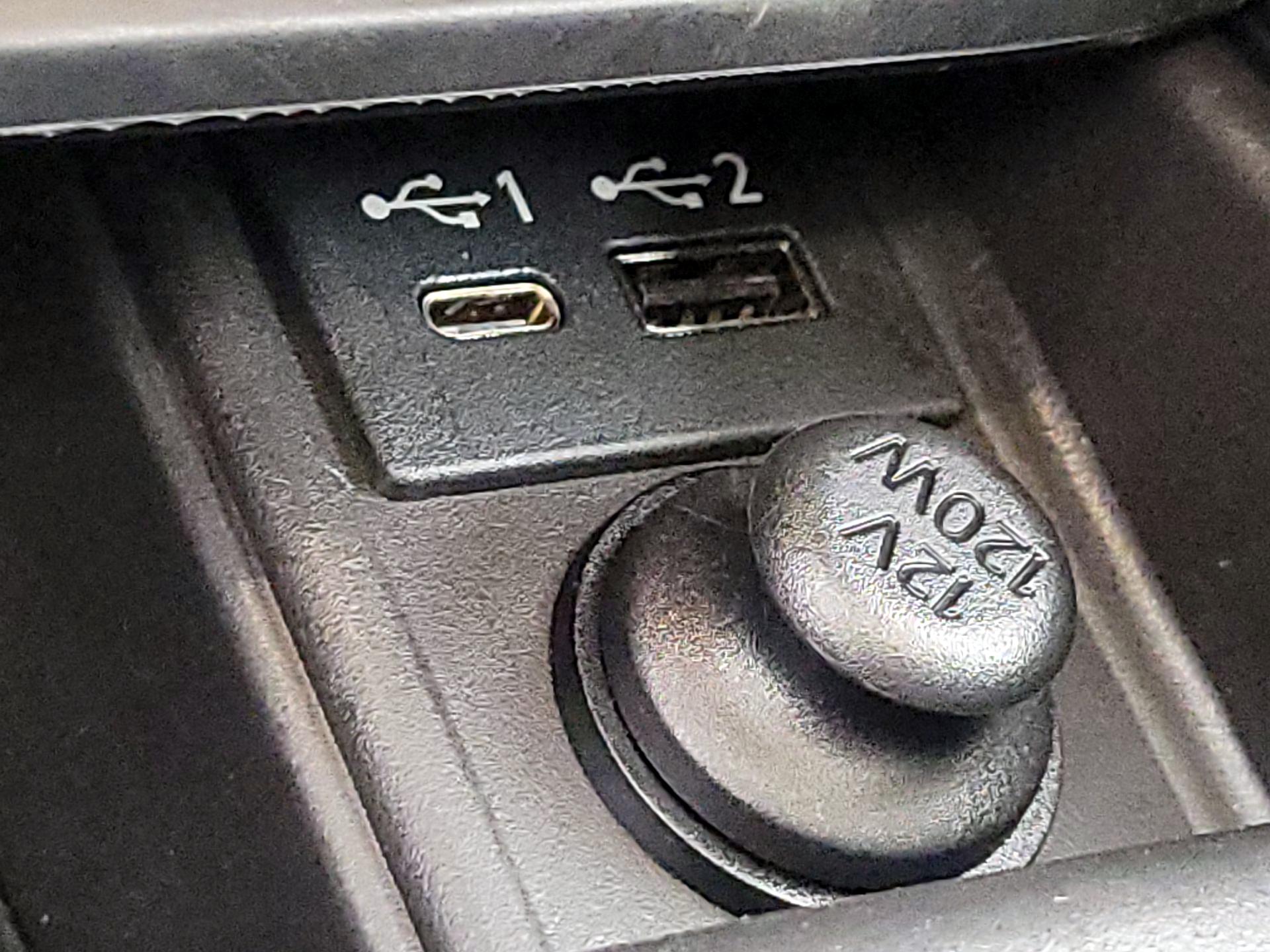 Thumbnail: 2023 INFINITI QX55 - 19