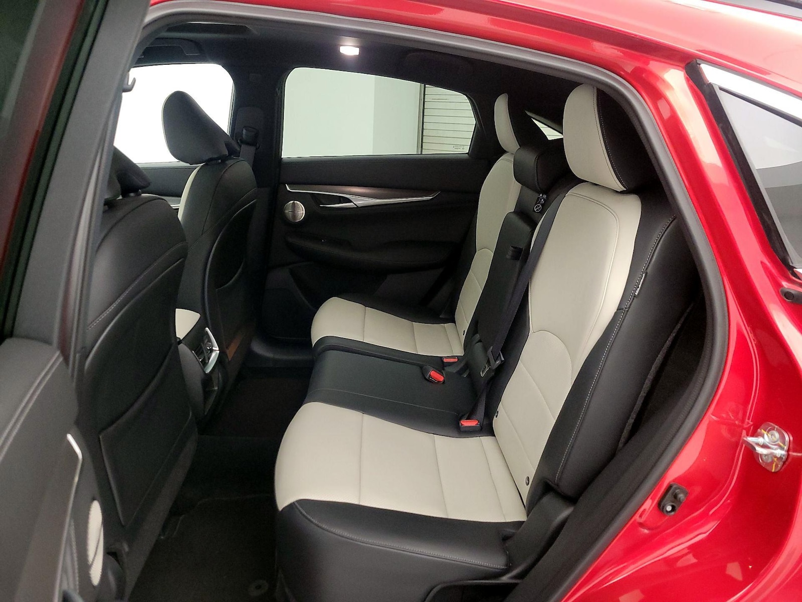 2023 INFINITI QX55 Essential - Photo 22