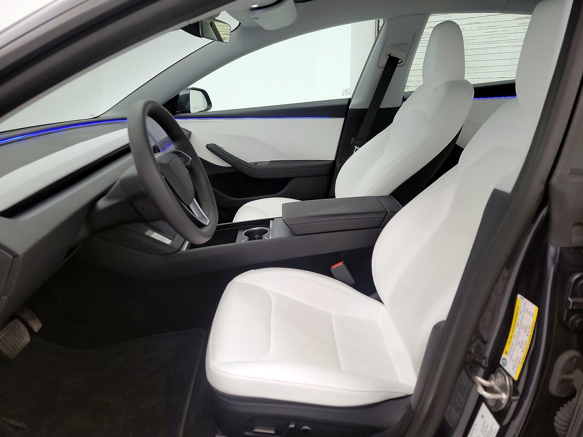 Thumbnail: 2024 Tesla Model 3 - 11