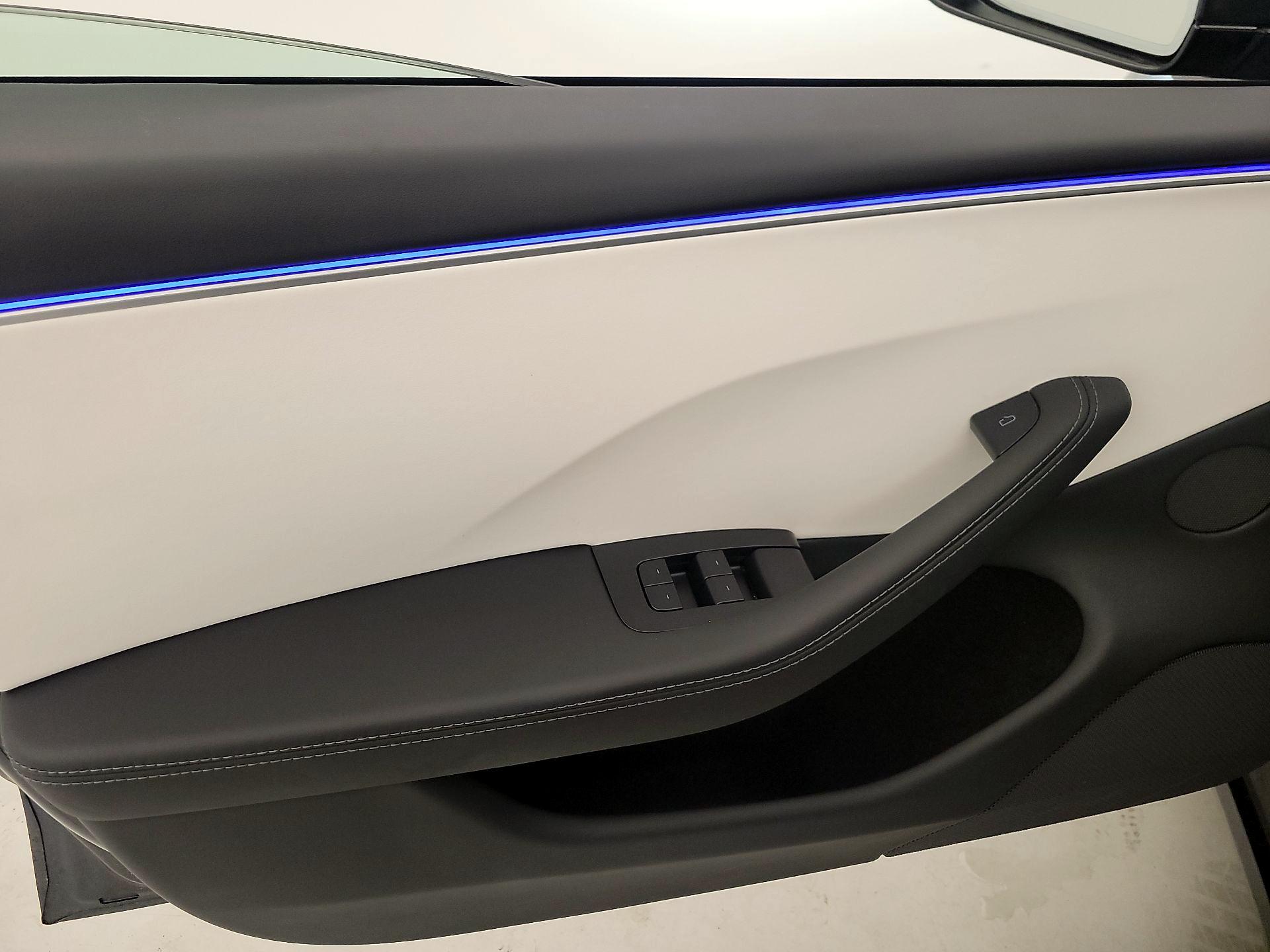 Thumbnail: 2024 Tesla Model 3 - 12