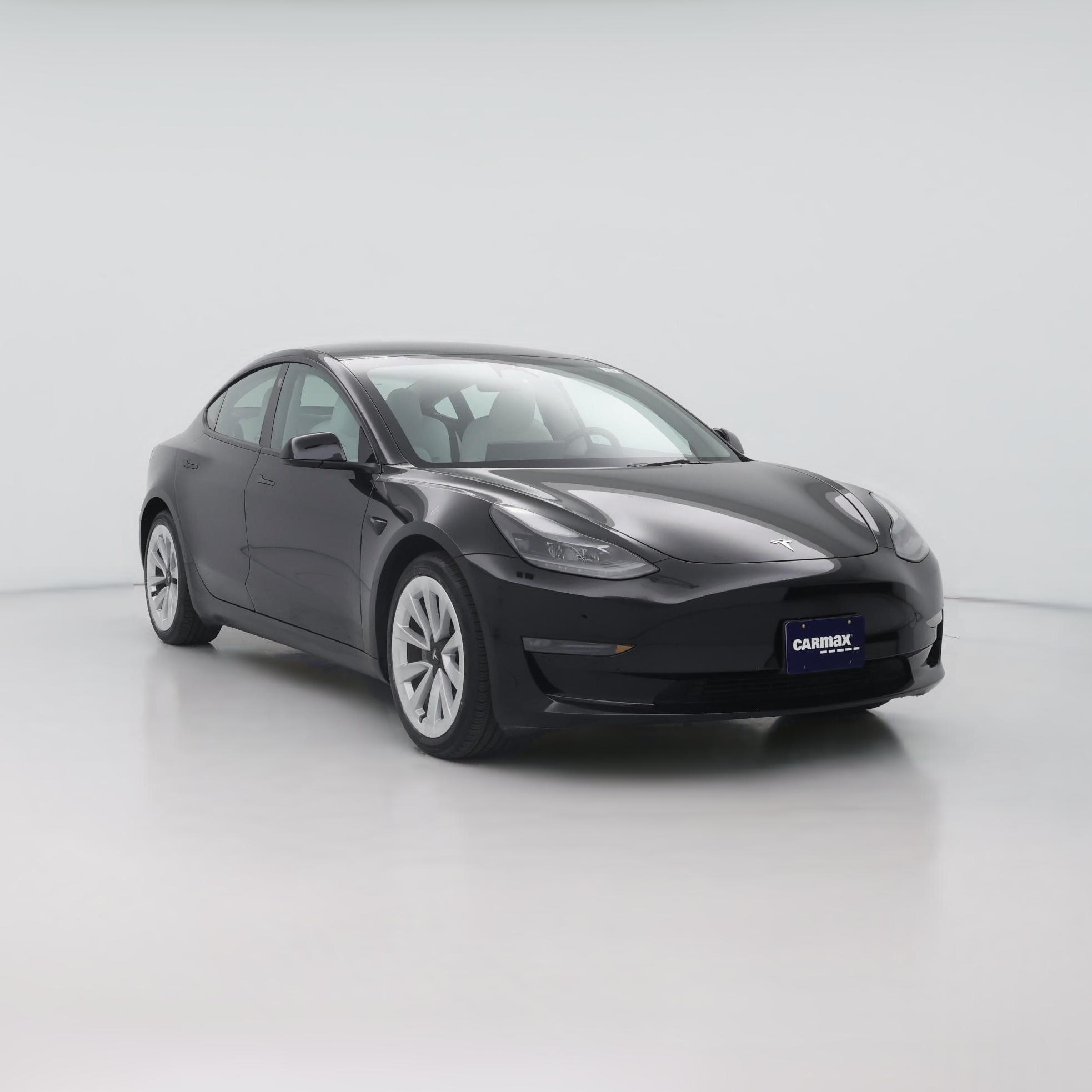 Thumbnail: 2023 Tesla Model 3 - 1
