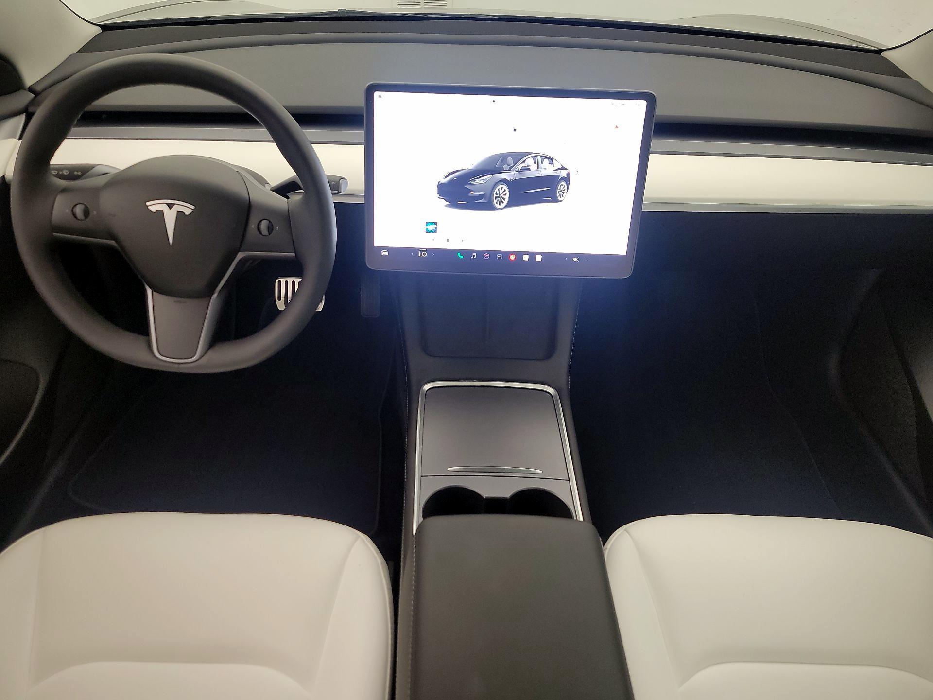Thumbnail: 2023 Tesla Model 3 - 9