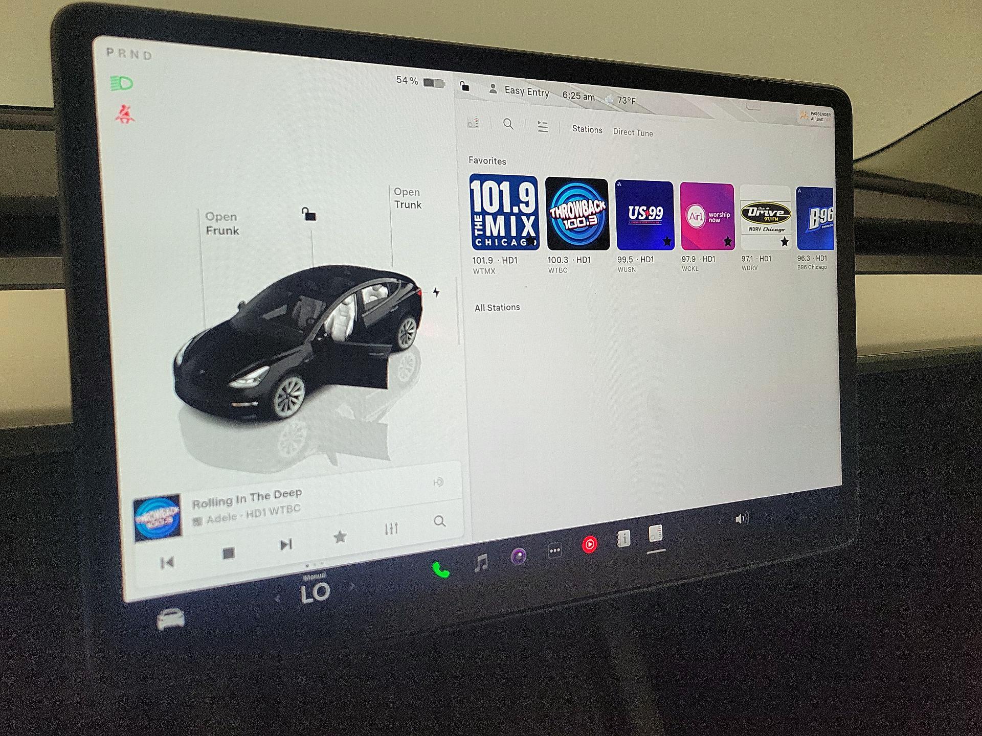 Thumbnail: 2023 Tesla Model 3 - 15