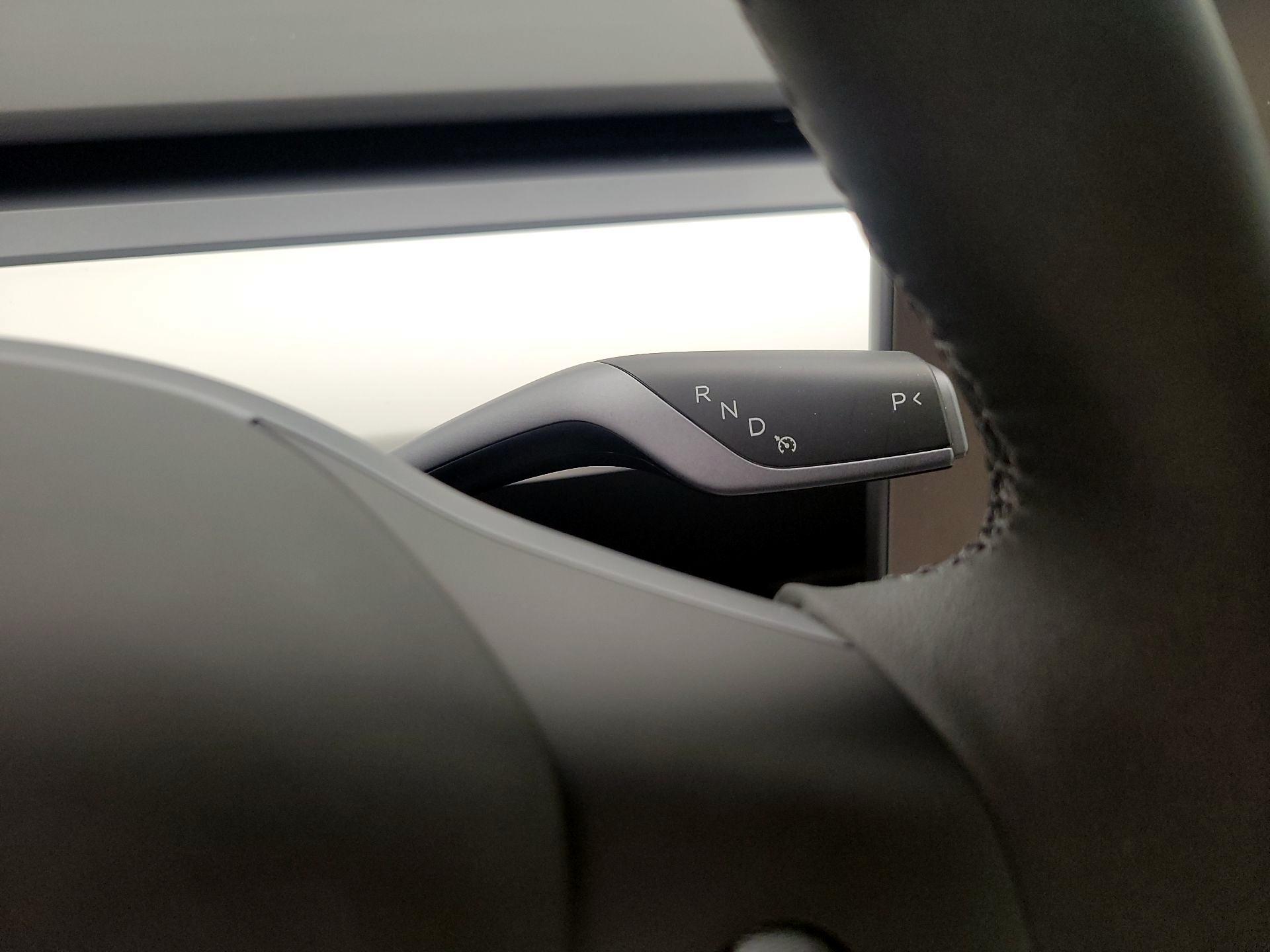 Thumbnail: 2023 Tesla Model 3 - 17