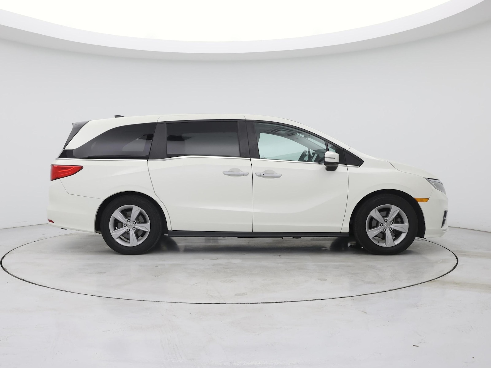 2019 Honda Odyssey EX-L - Photo 8
