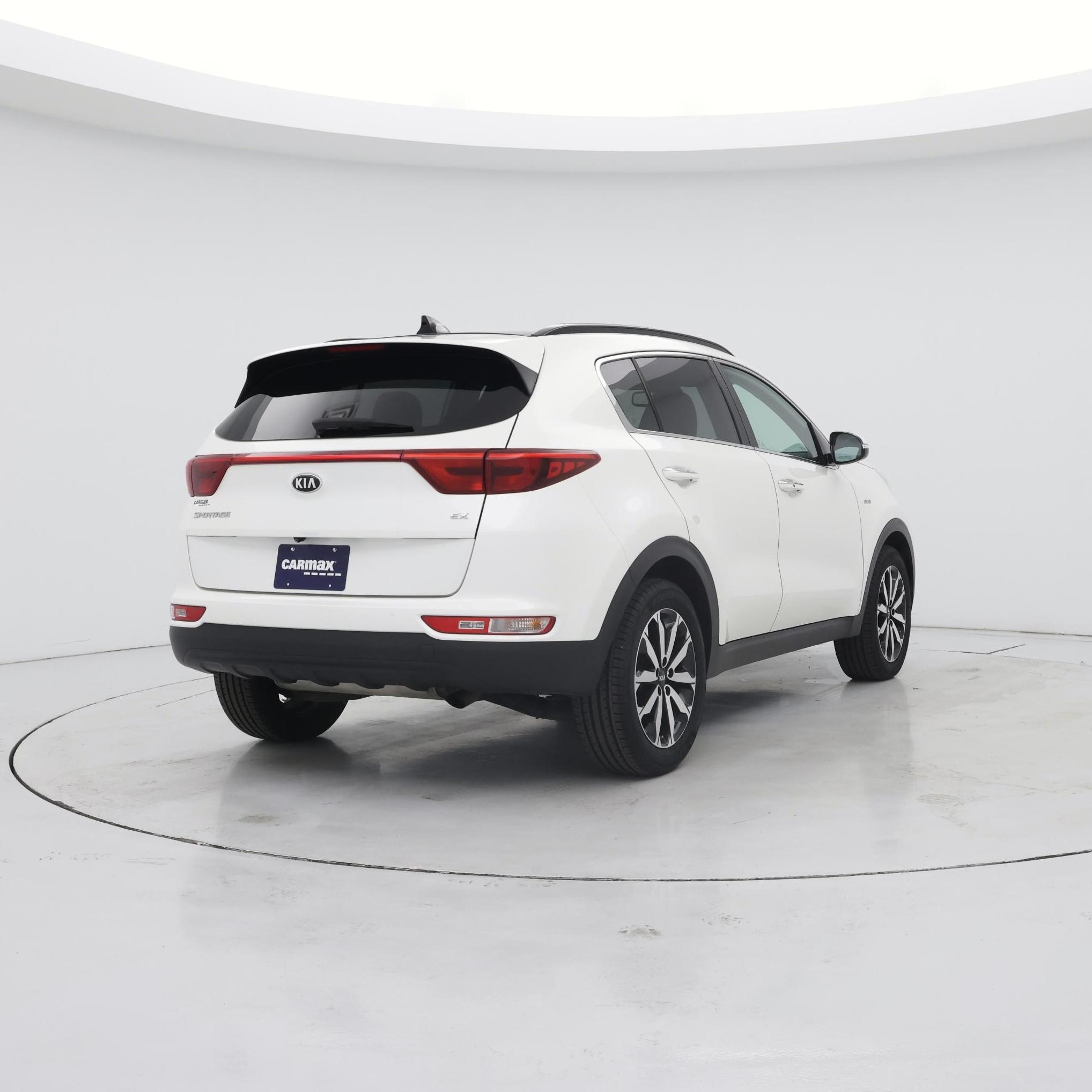 Thumbnail: 2019 Kia Sportage - 8