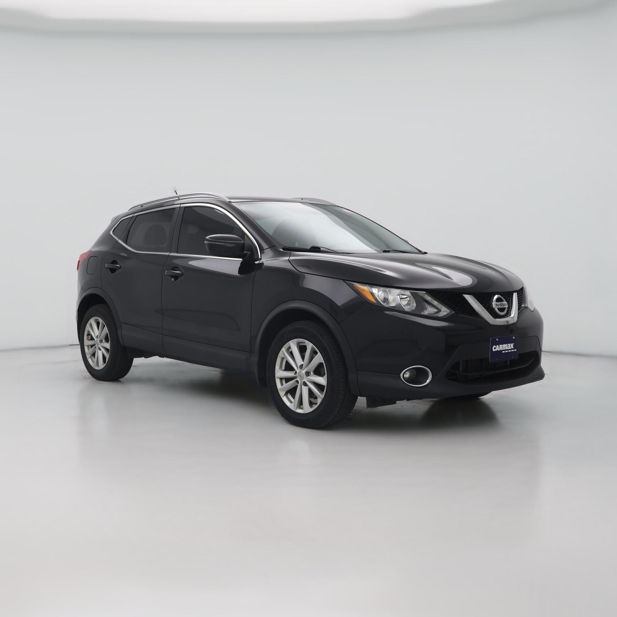 Thumbnail: 2017 Nissan Rogue Sport - 1