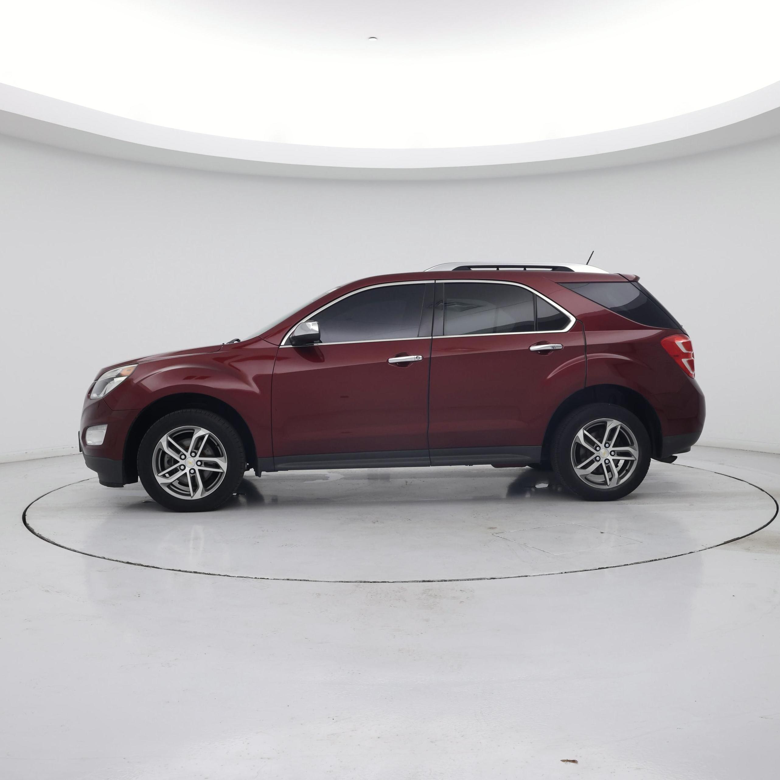 Thumbnail: 2017 Chevrolet Equinox - 3